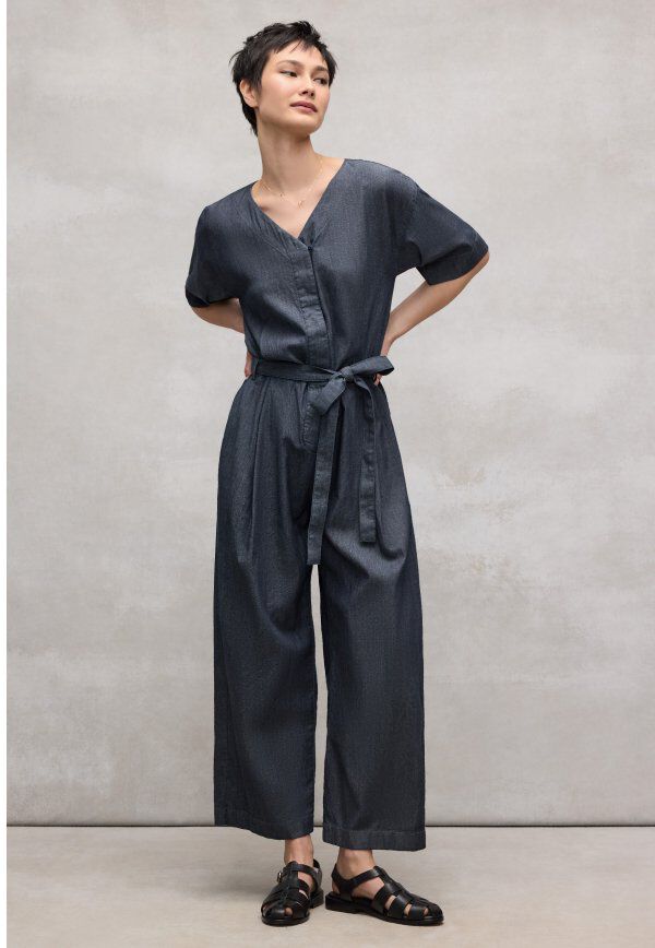 Never underestimate the feeling of a really good outfit