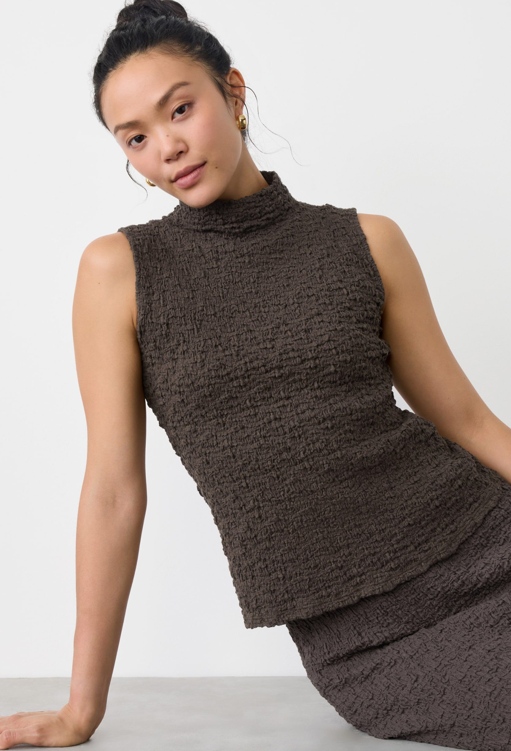 Bubble Jacquard Funnel Neck Top and Pencil Skirt Bubble Jacquard Funnel Neck Top and Pencil Skirt