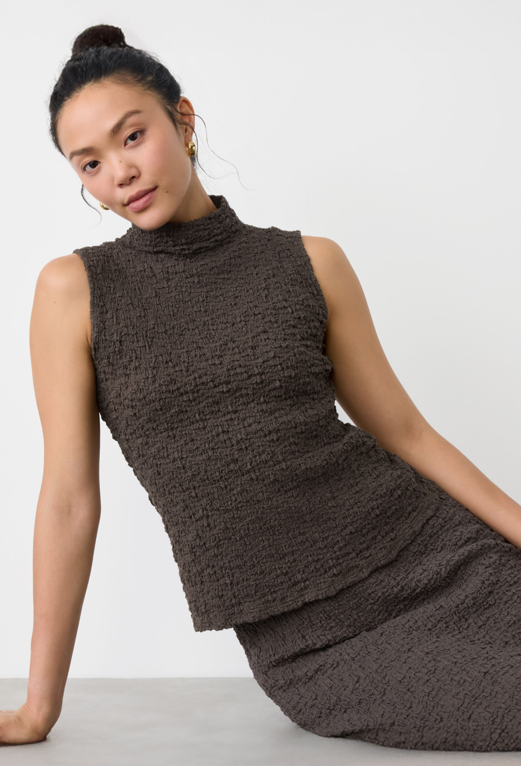 Bubble Jacquard Funnel Neck Top and Pencil Skirt Bubble Jacquard Funnel Neck Top and Pencil Skirt