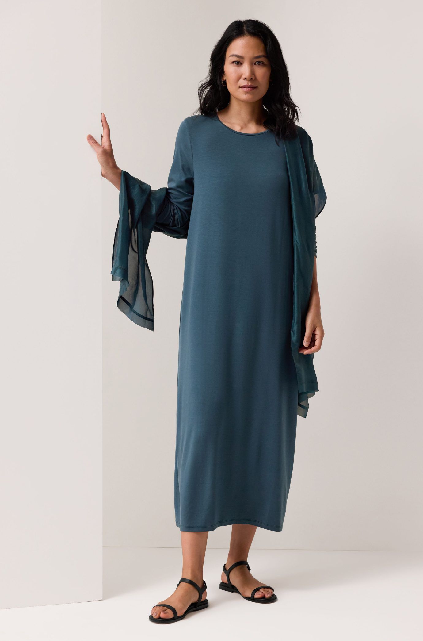 Stretch Jersey Knit Oval Dress Stretch Jersey Knit Oval Dress