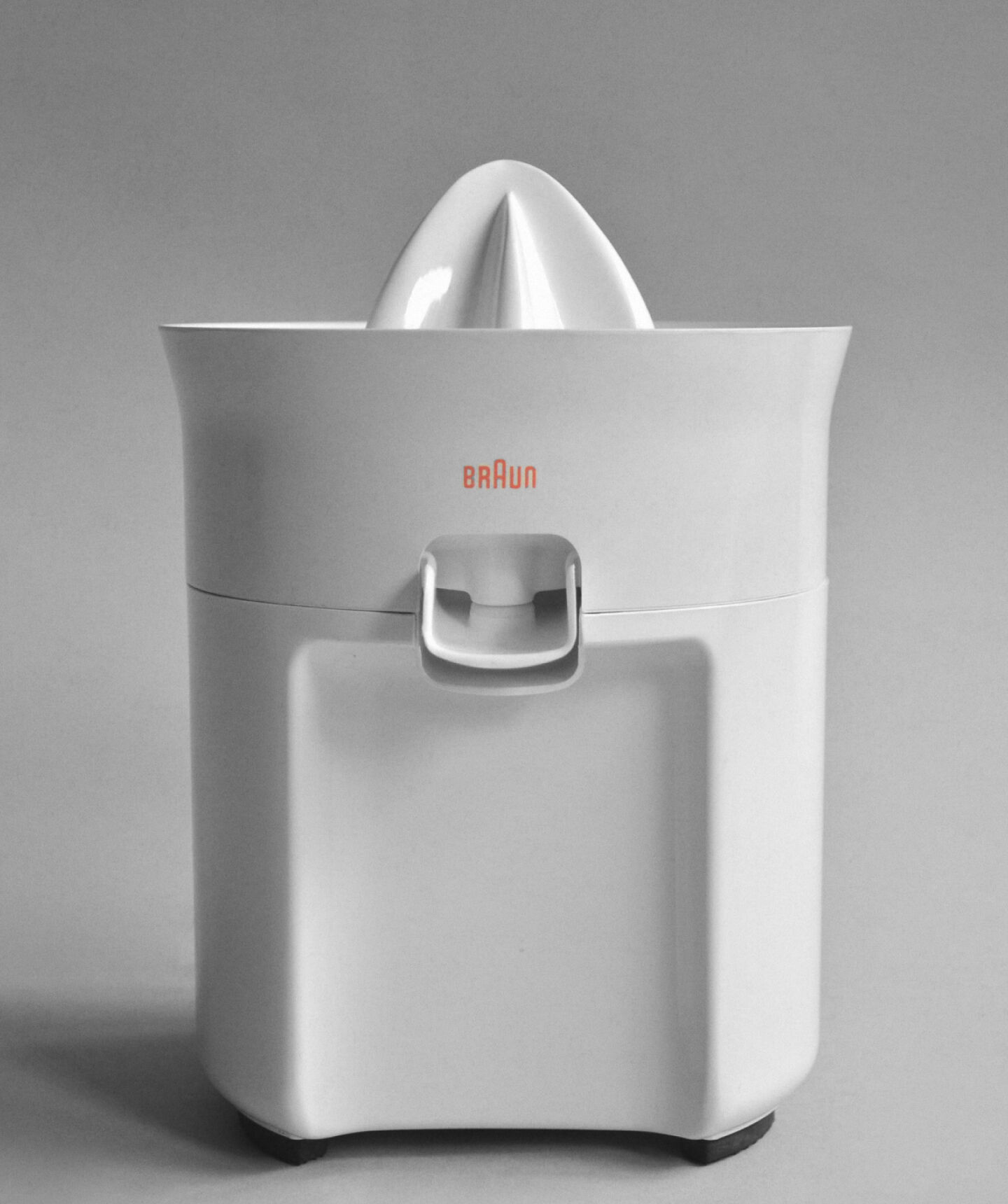 Citromatic Citrus Juicer by Dieter Rams.