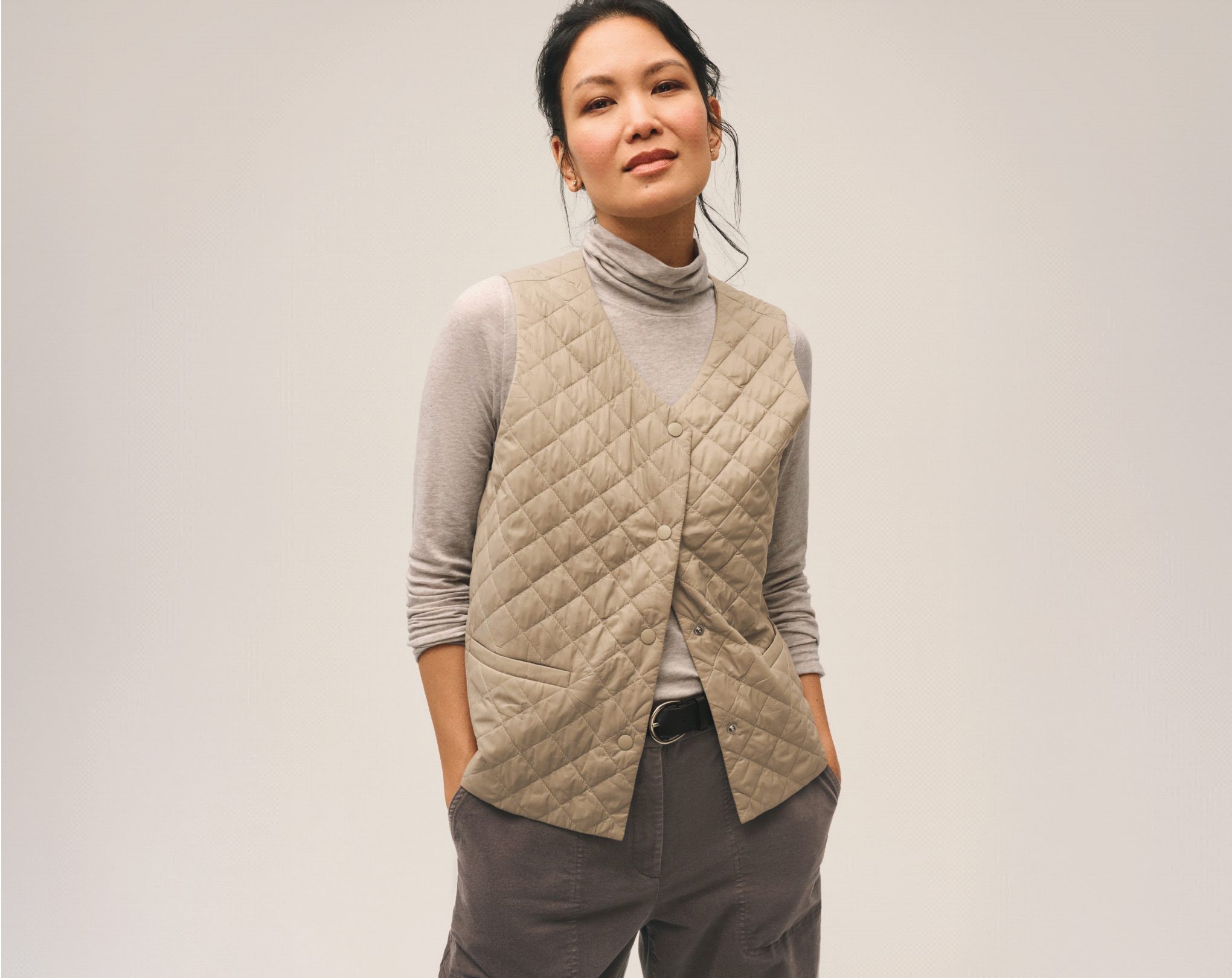 Eggshell Recycled Nylon Quilted V Neck Vest Eggshell Recycled Nylon Quilted V Neck Vest