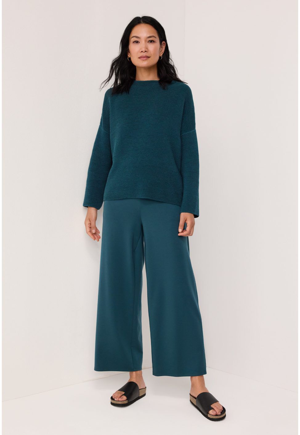 New Styles in Lightweight and Washable Flex Ponte