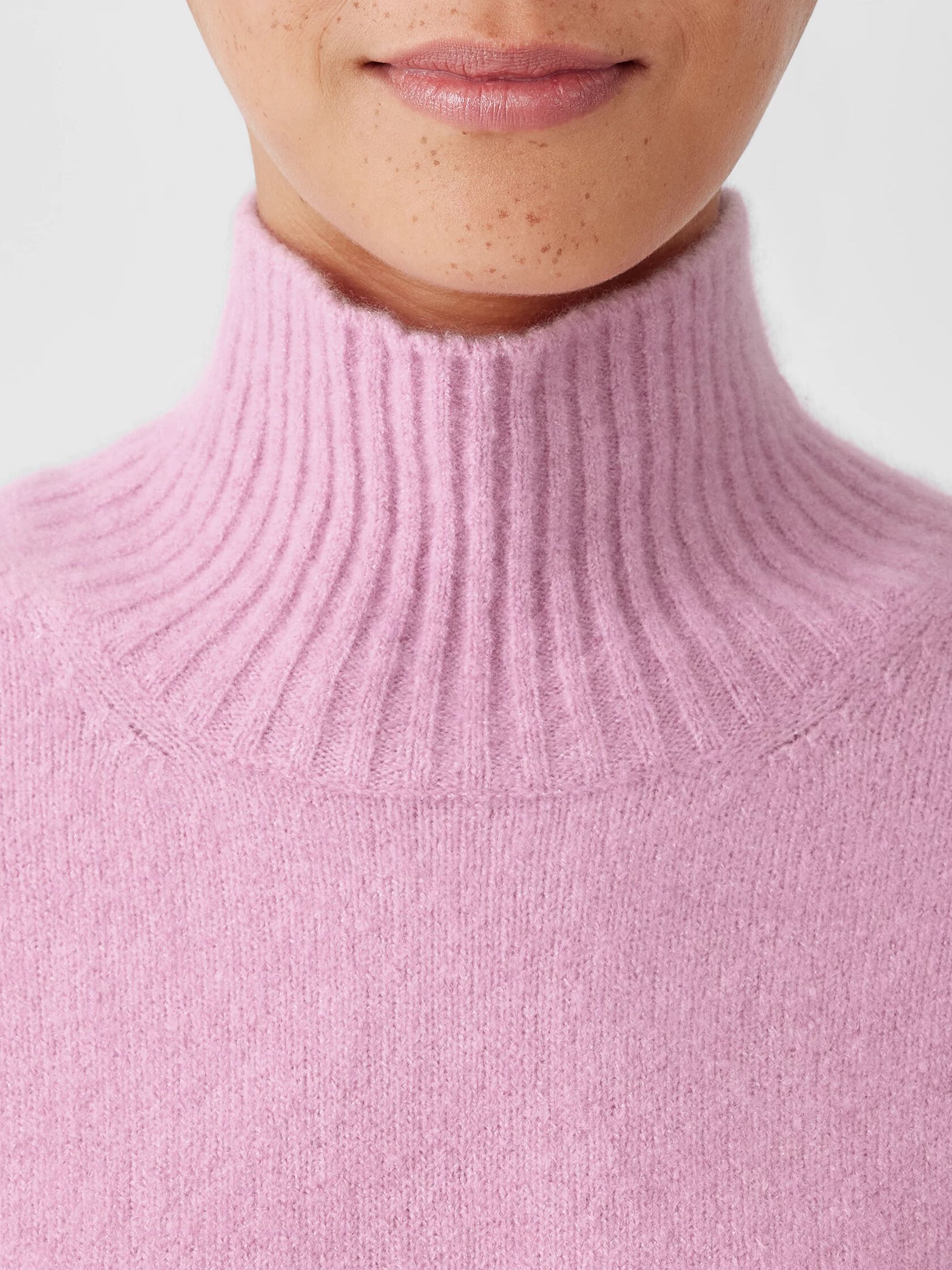 Cashmere Silk Bliss Turtleneck Box-Top