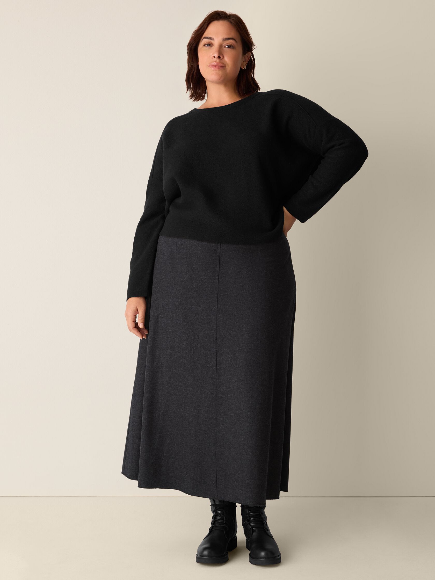 Fine Felted Wool Crew Neck Short Top in Regenerative Wool