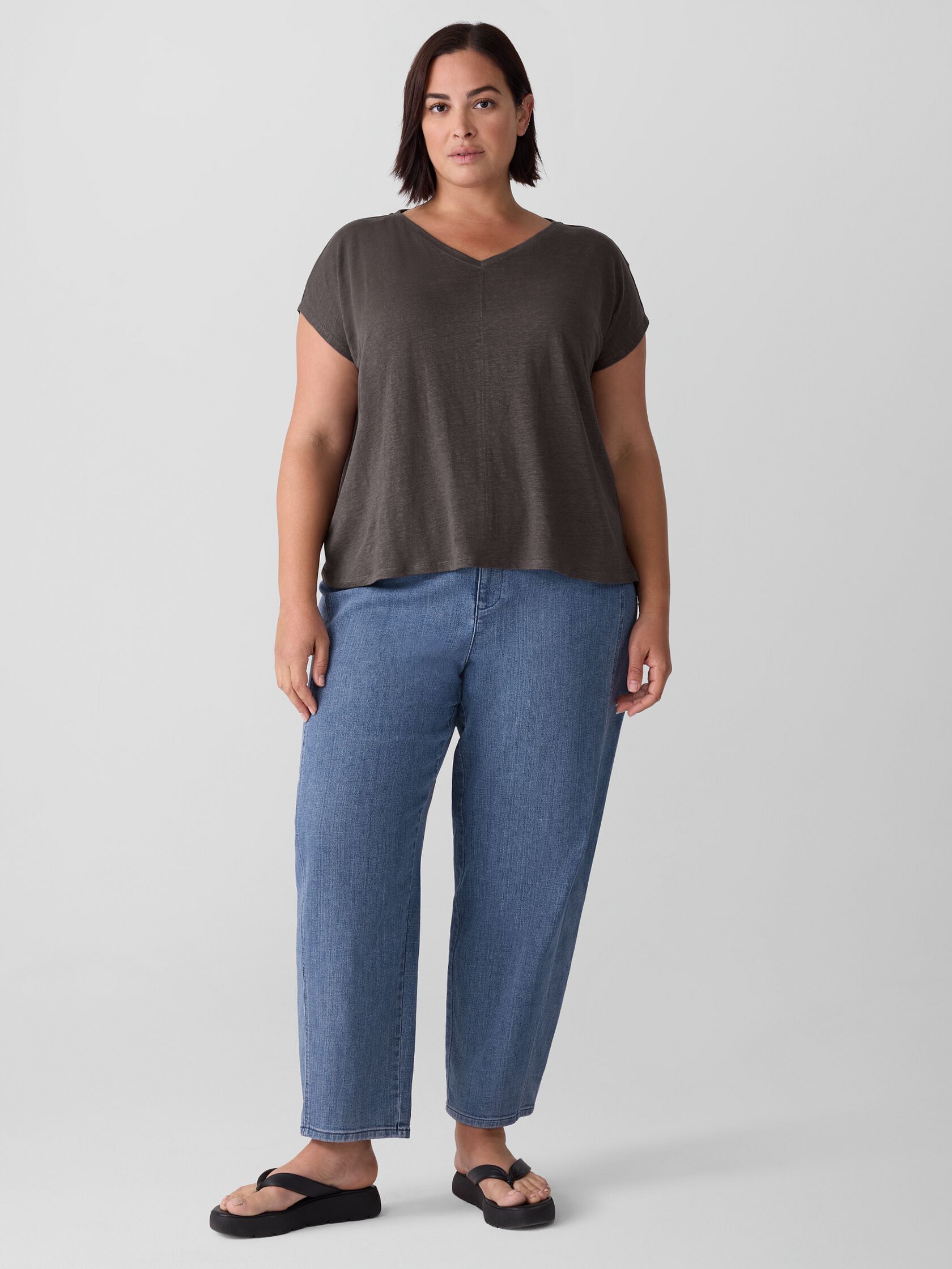 Organic Linen Jersey V-Neck Tee