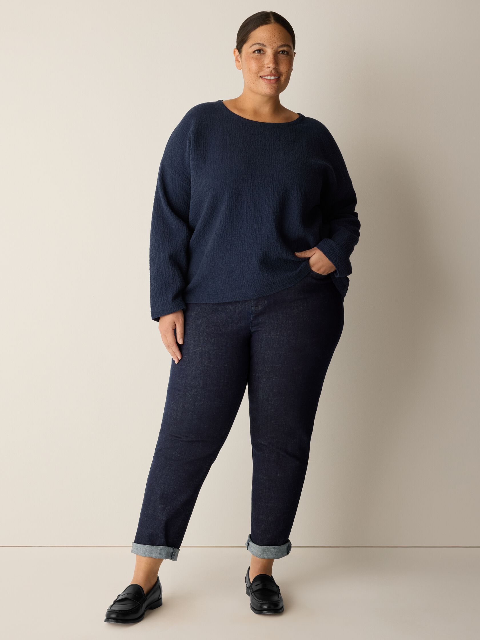 Organic Cotton Doubleweave Round Neck Box-Top