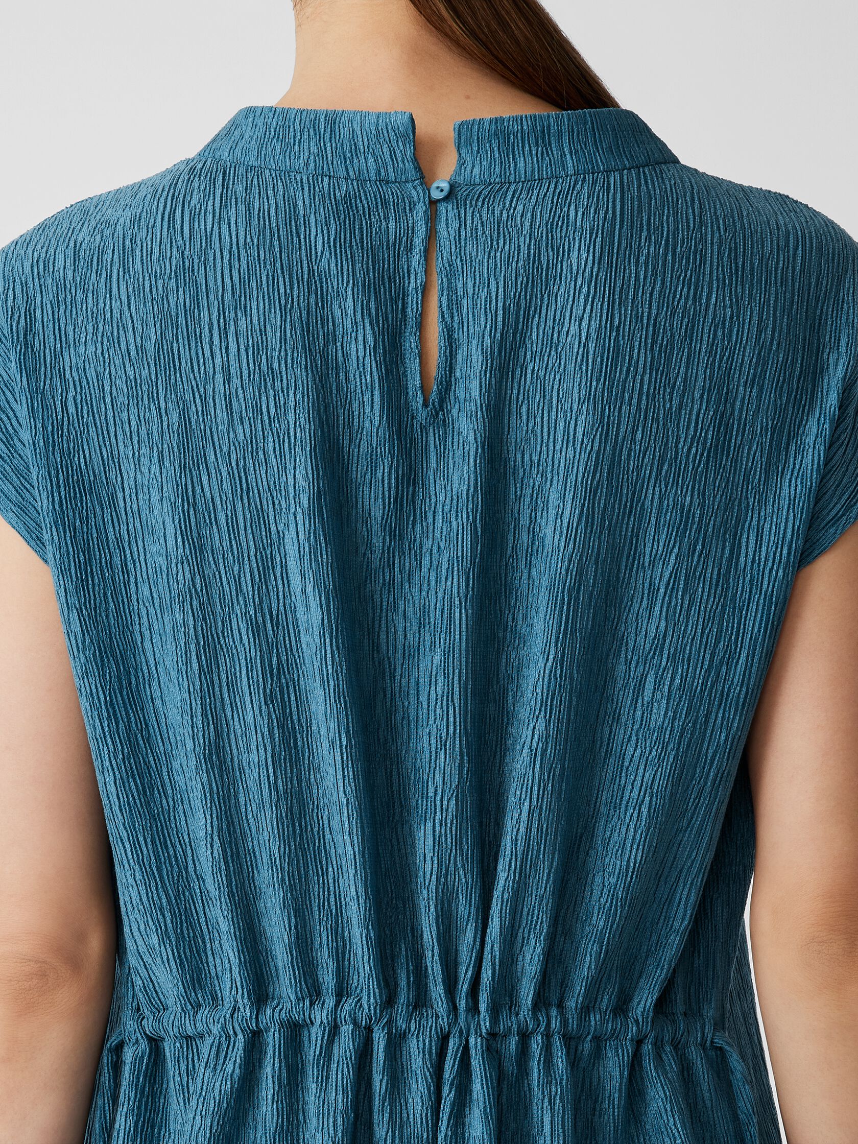 Woven Plissé Funnel Neck Dress