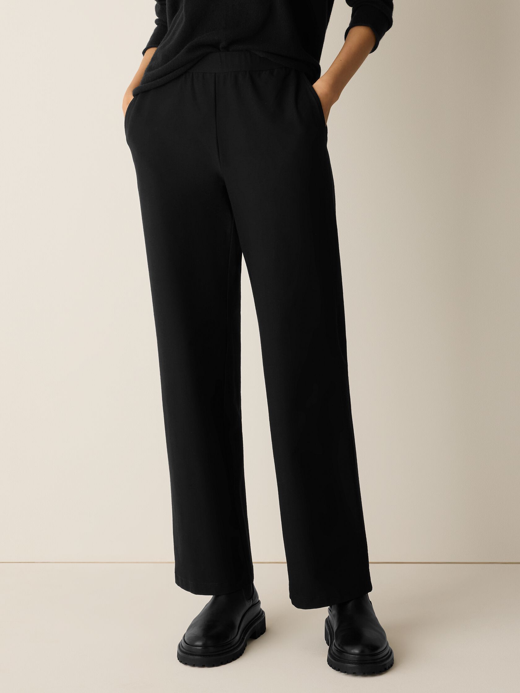 Washable Stretch Crepe Straight Pant