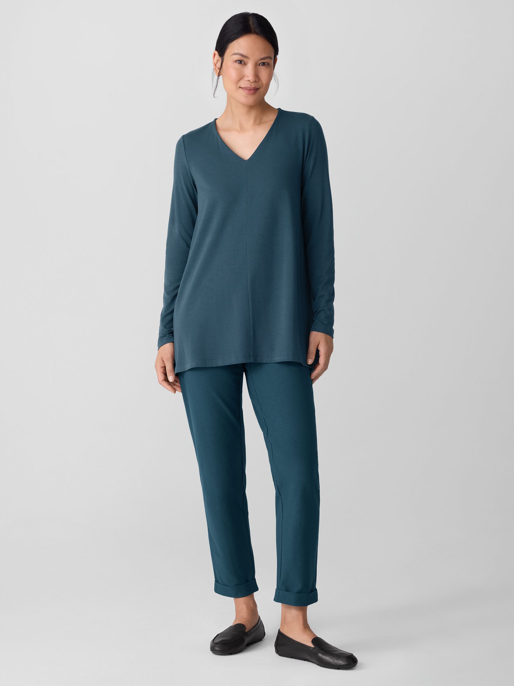 Fine Stretch Jersey Knit V-Neck Long Top