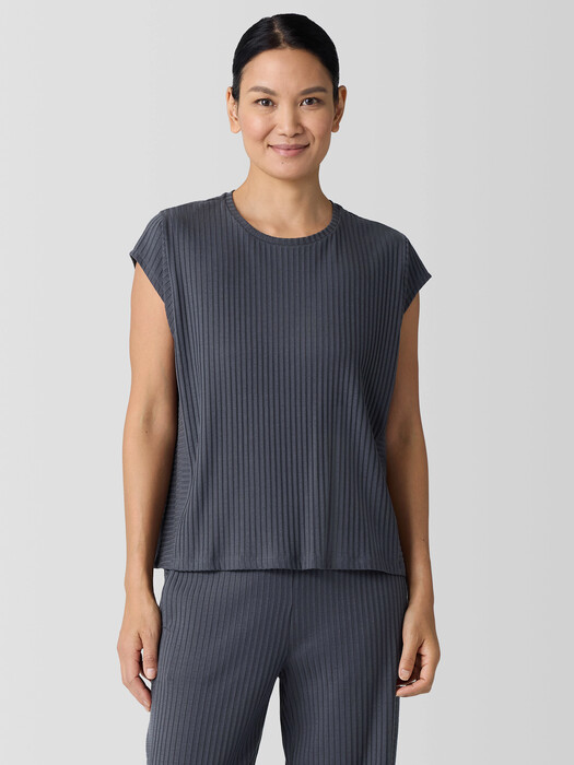 Textured Stretch Rib Round Neck Top