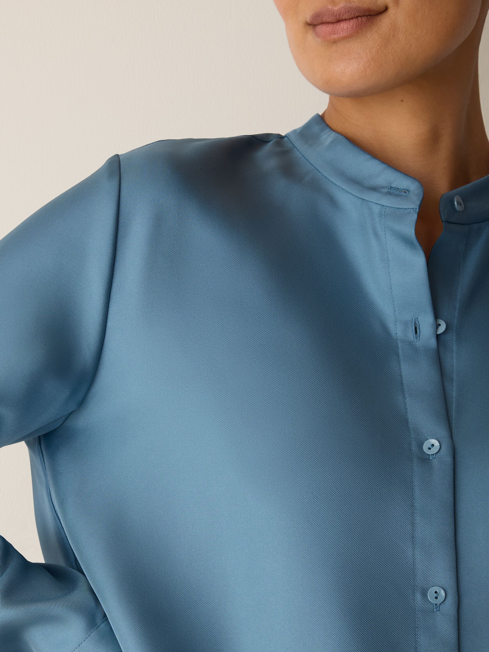 Silk Twill Band Collar Shirt