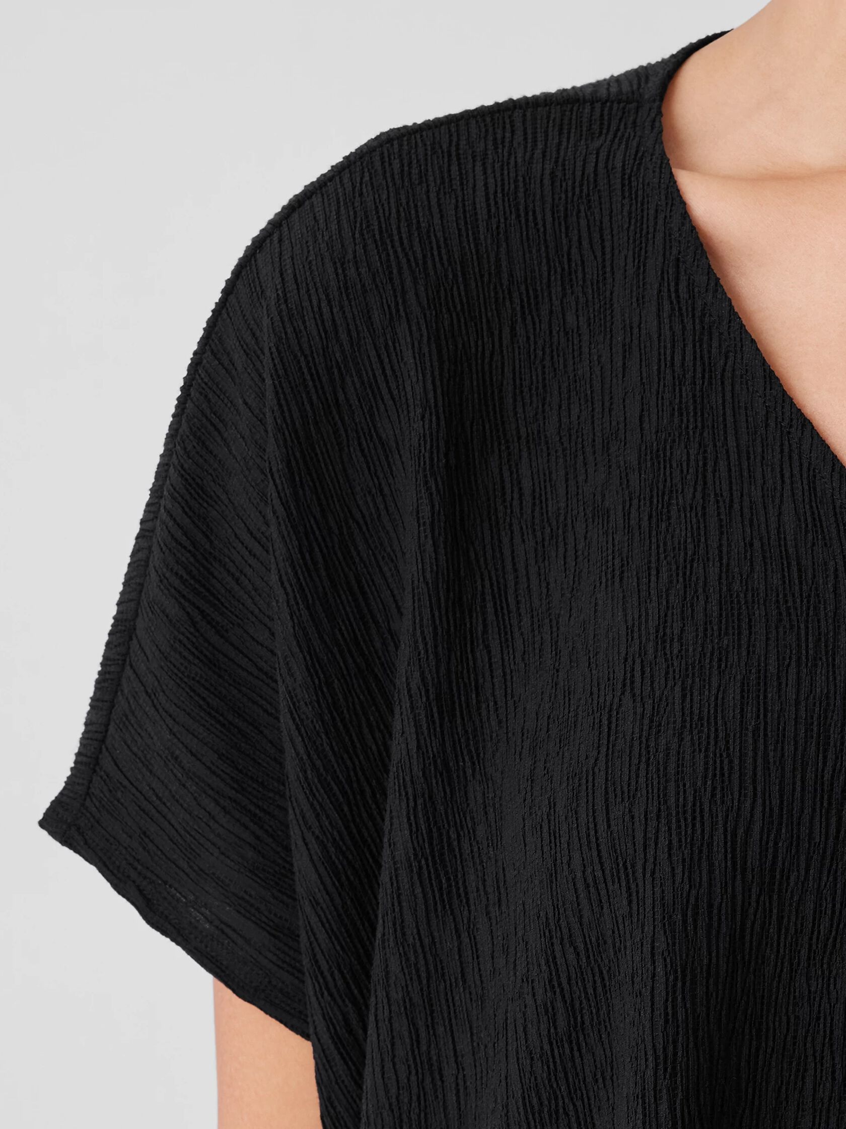 Woven Plissé V-Neck Top