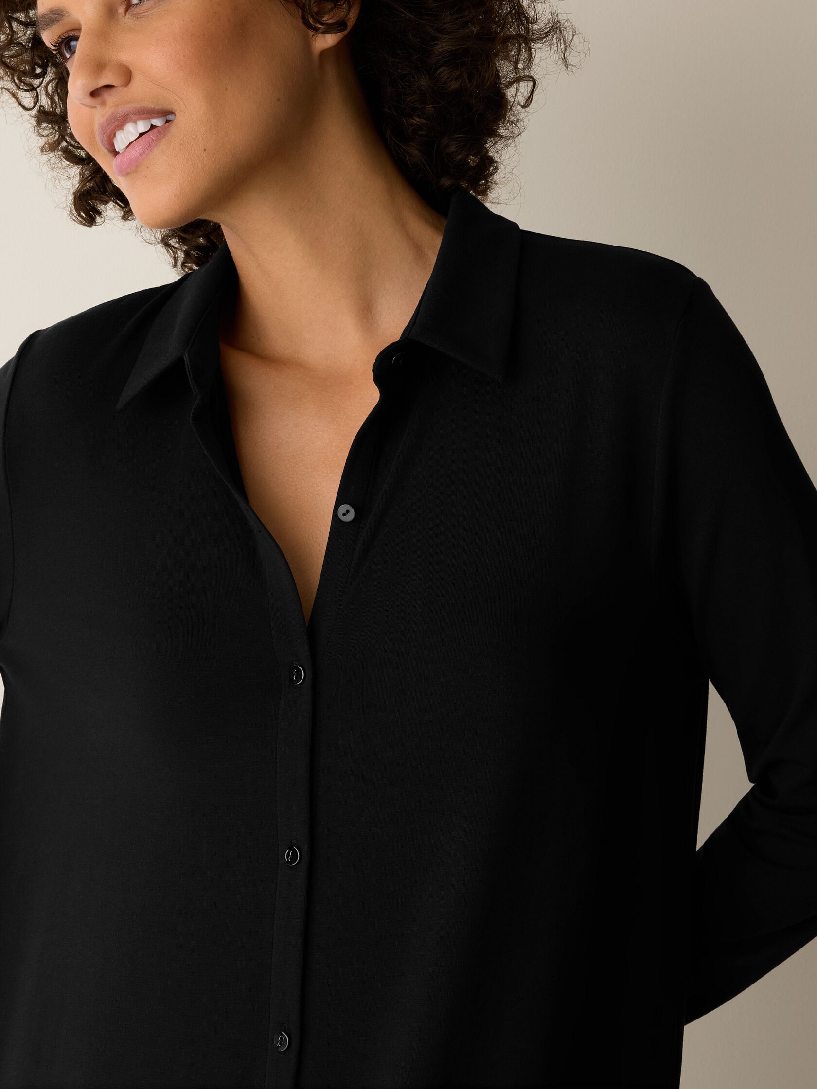 Stretch Jersey Knit Classic Collar Oval Dress