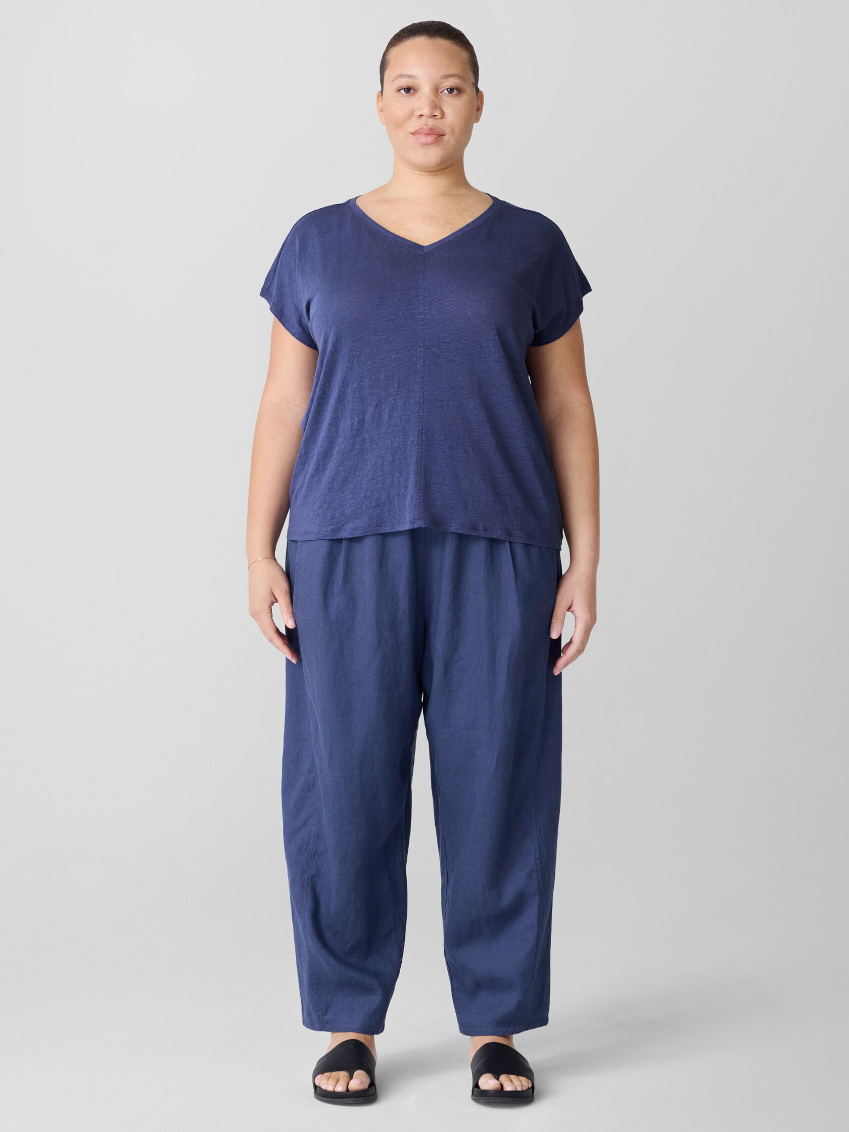Organic Linen Jersey V-Neck Tee
