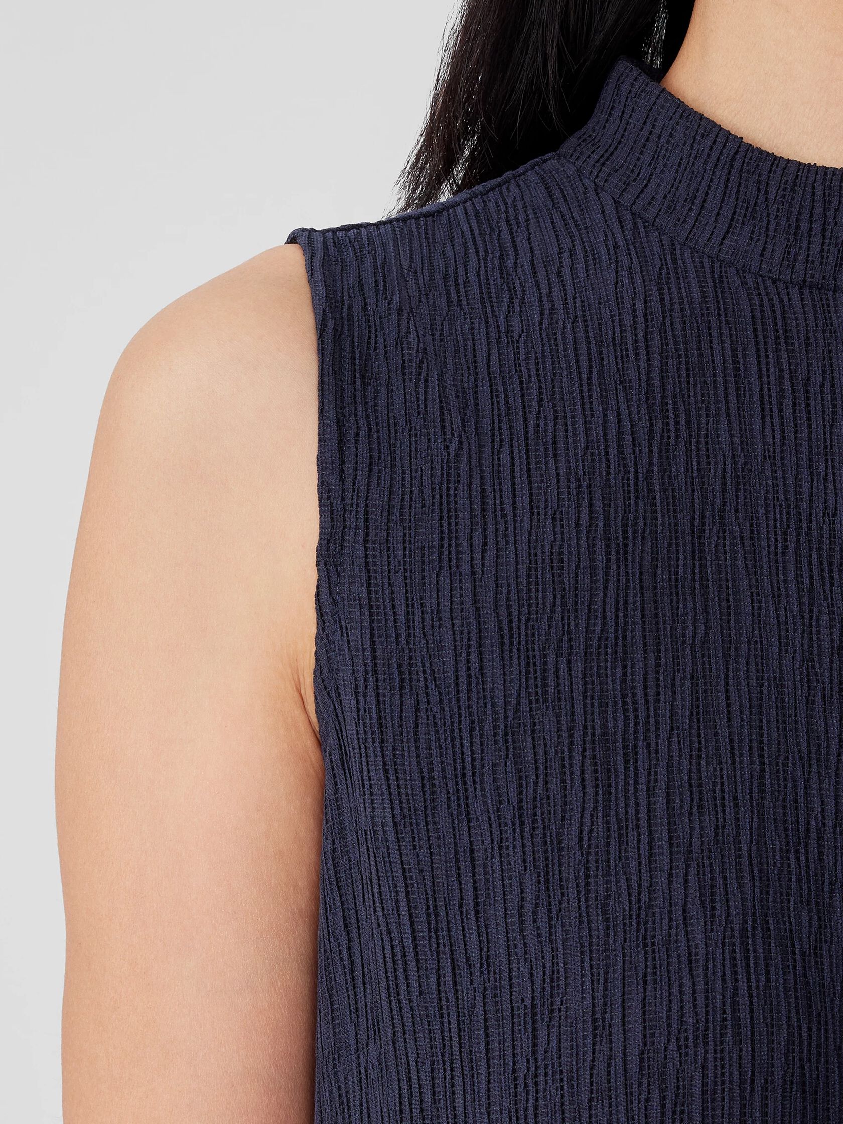 Woven Plissé Mock Neck Dress