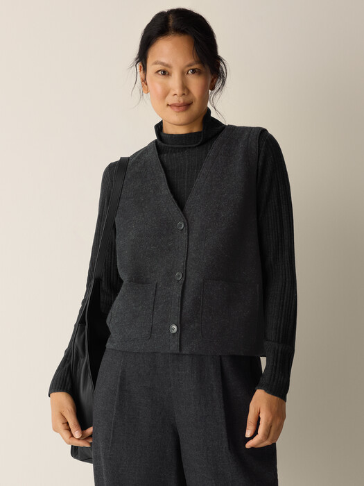 Lightweight Boiled Wool Vest in Regenerative Wool