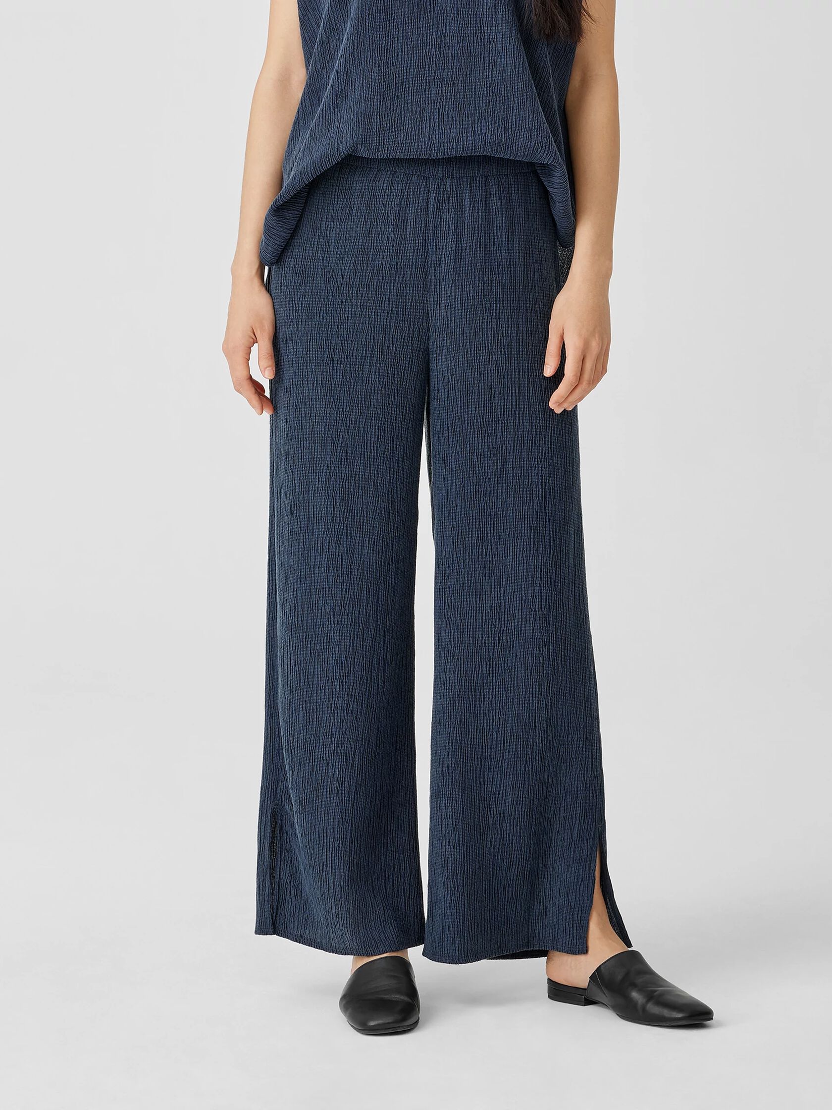 Woven Plissé Wide-Leg Pant