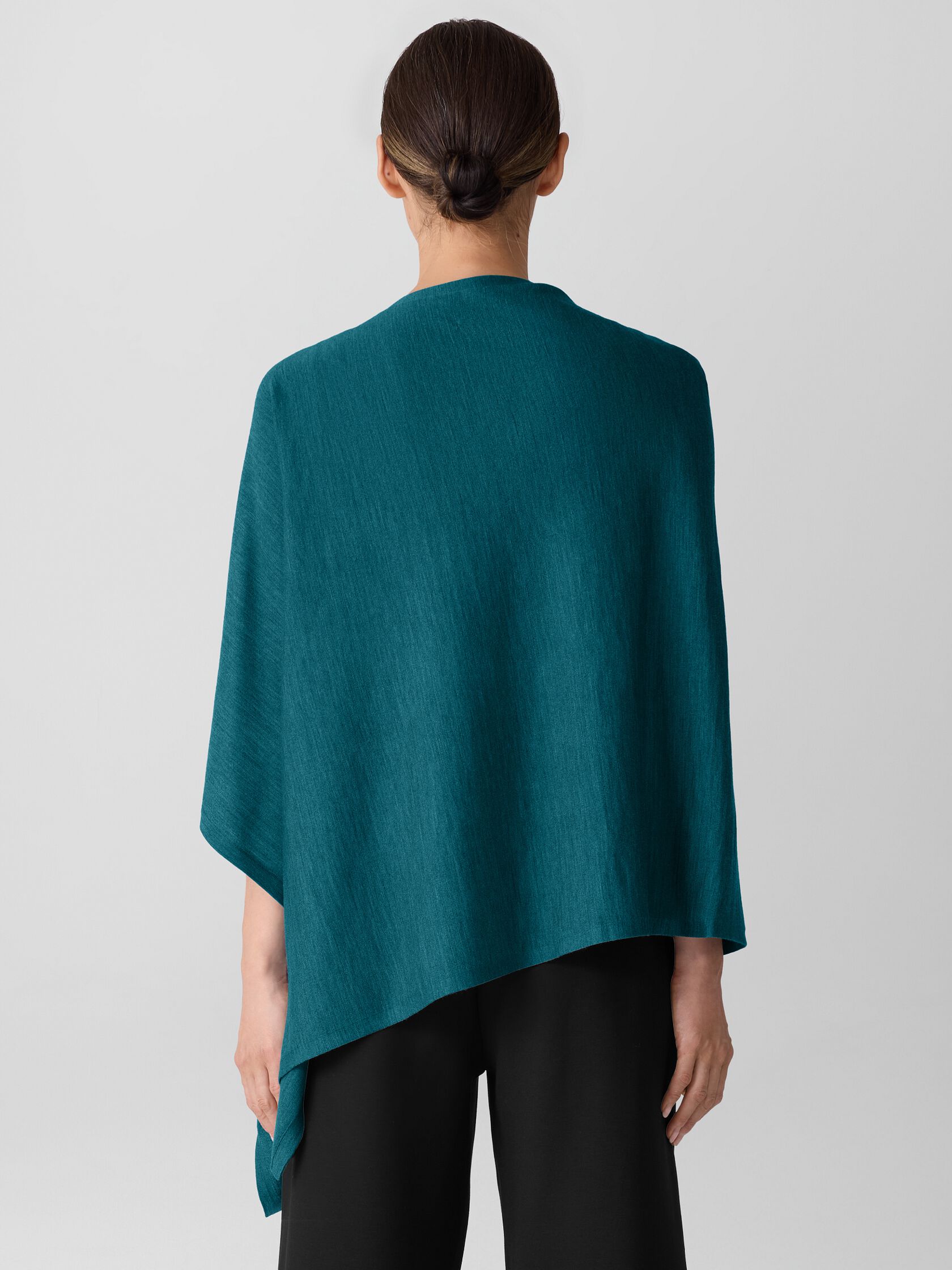 Superfine Merino Poncho in Regenerative Wool
