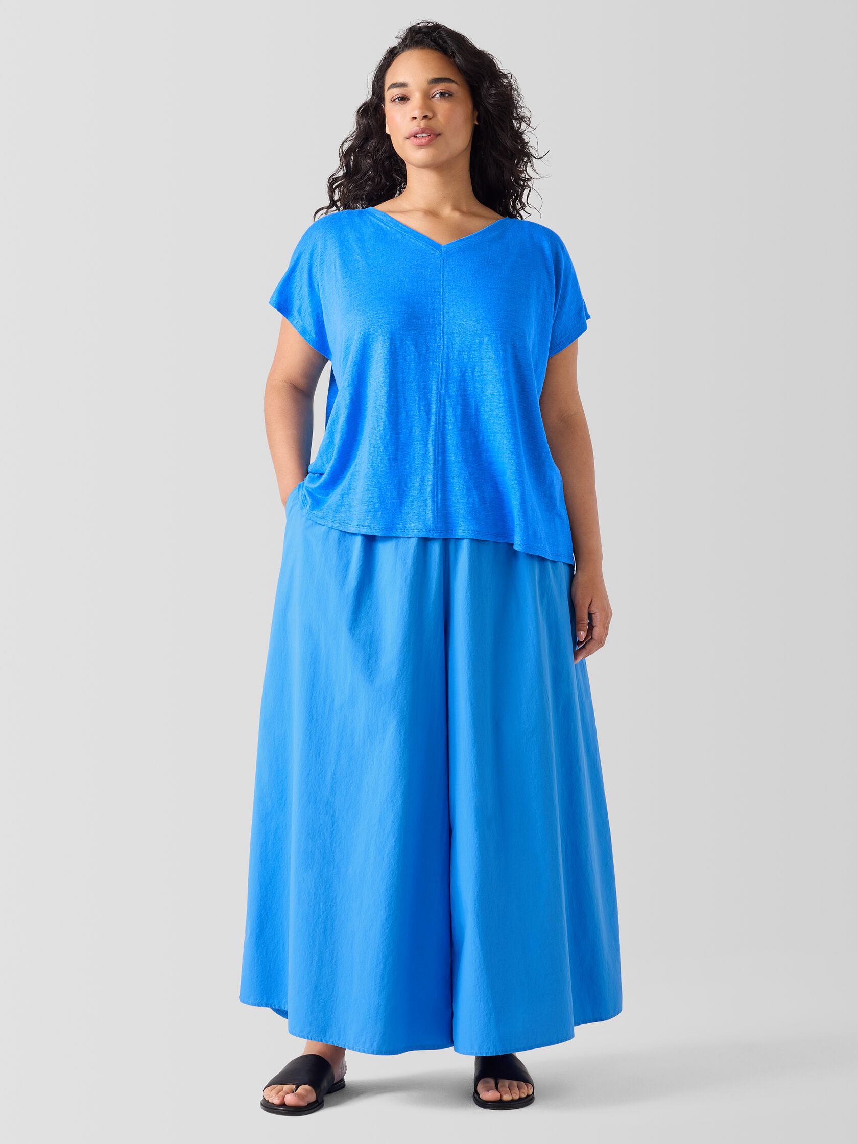 Organic Linen Jersey V-Neck Tee