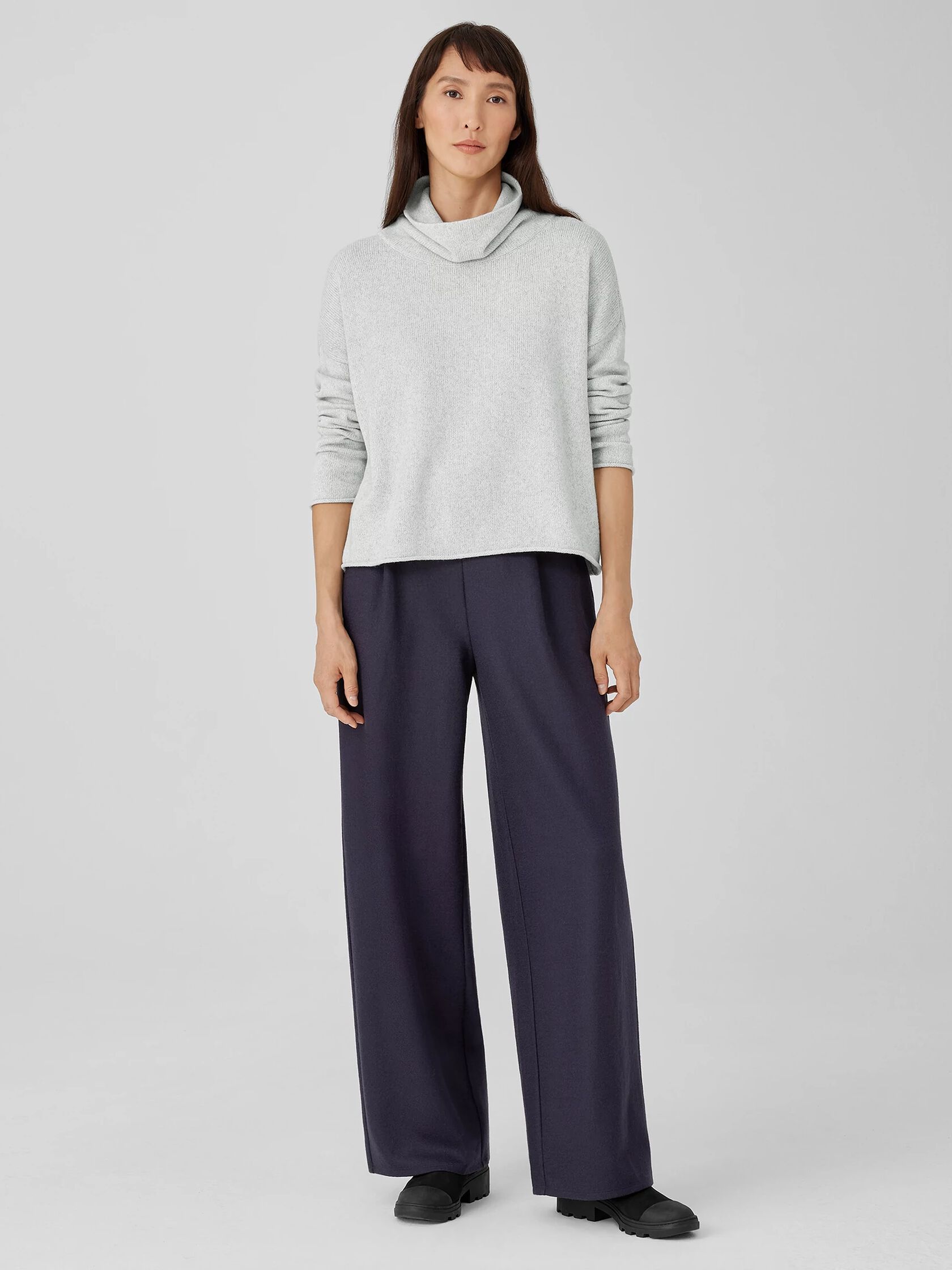 uniqlo - Uniqlo Pleated Wide Pants on Designer Wardrobe