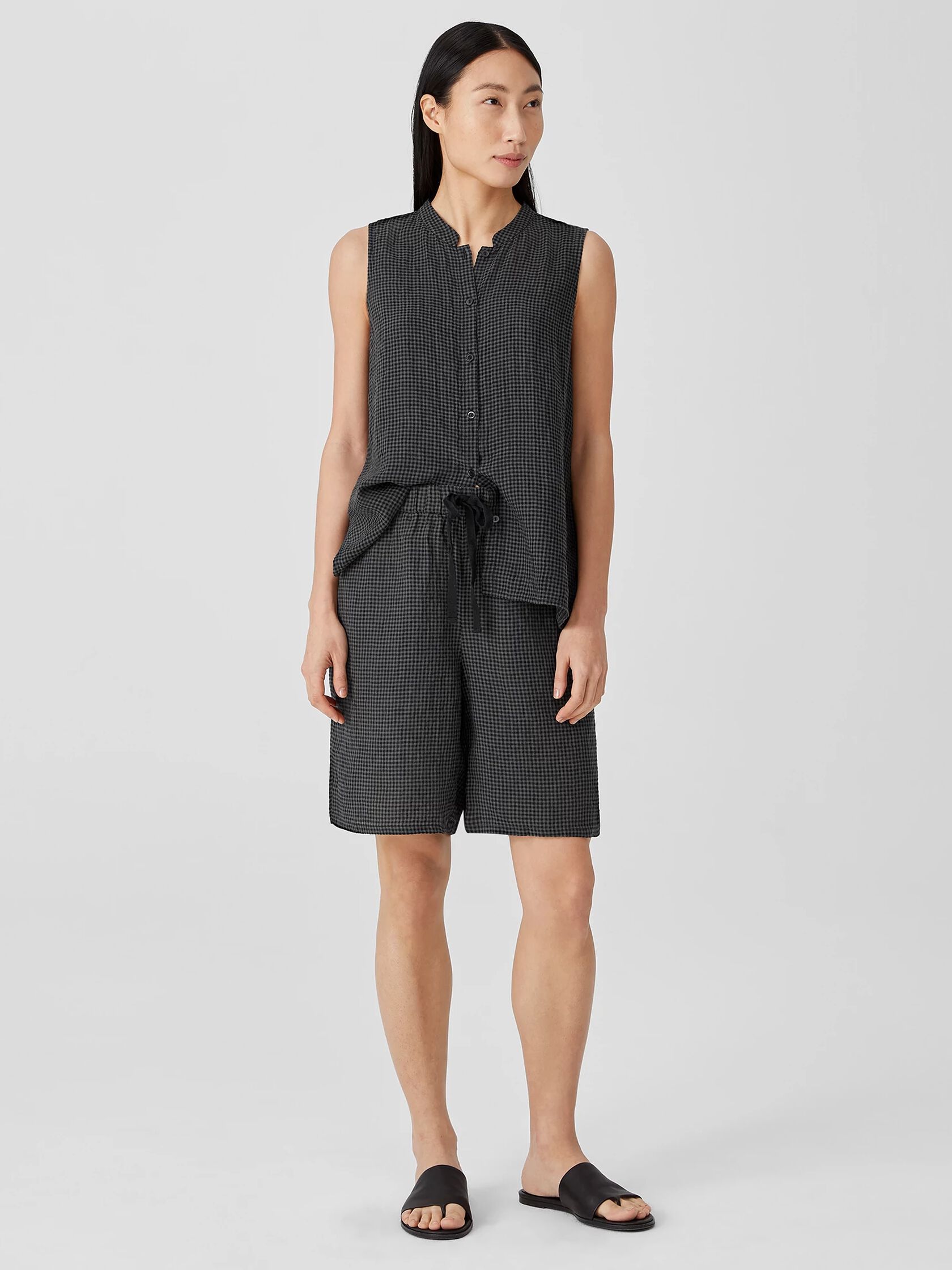 Puckered Organic Linen Shorts
