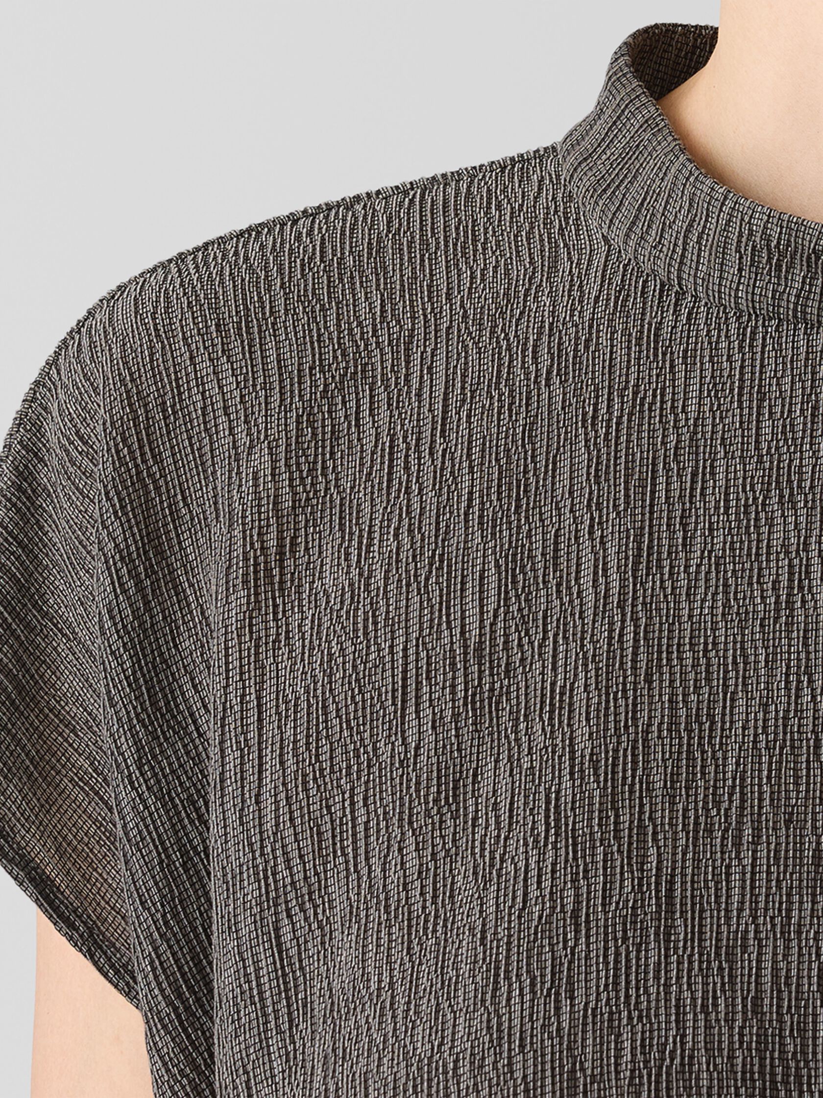Woven Plissé Mock Neck Top