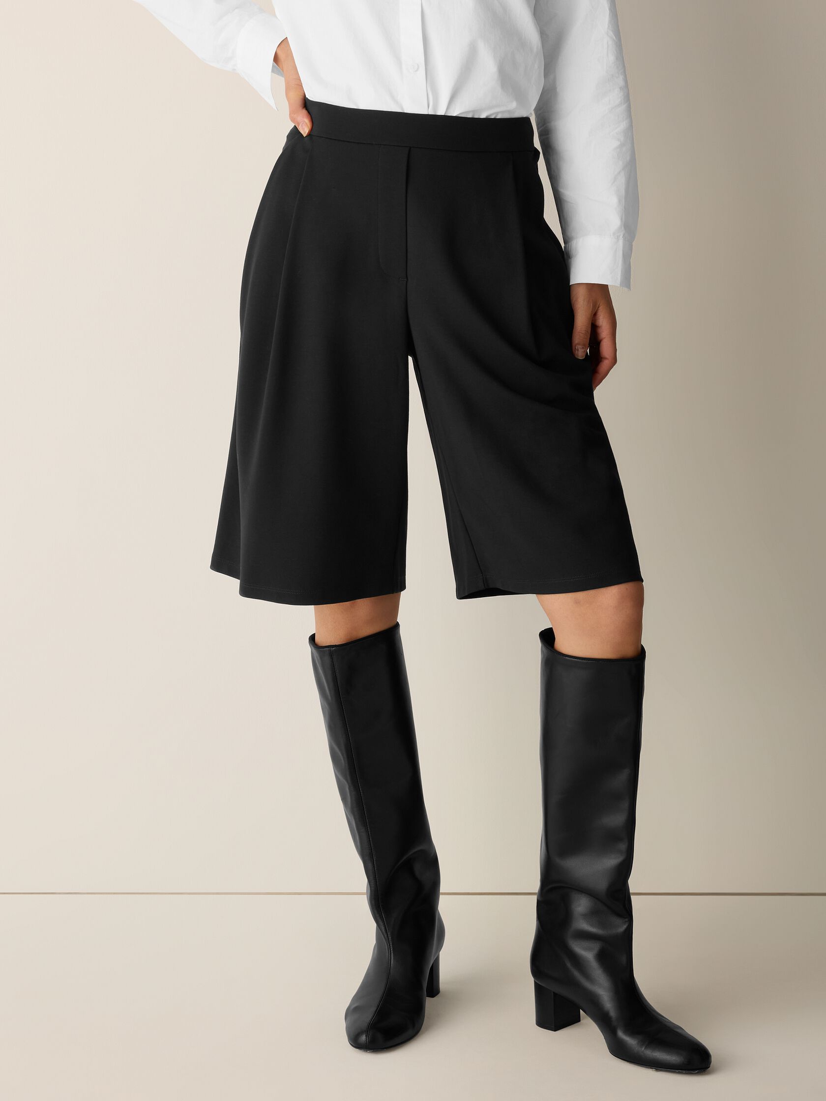 Extra-Fine Ponte Pleated Shorts