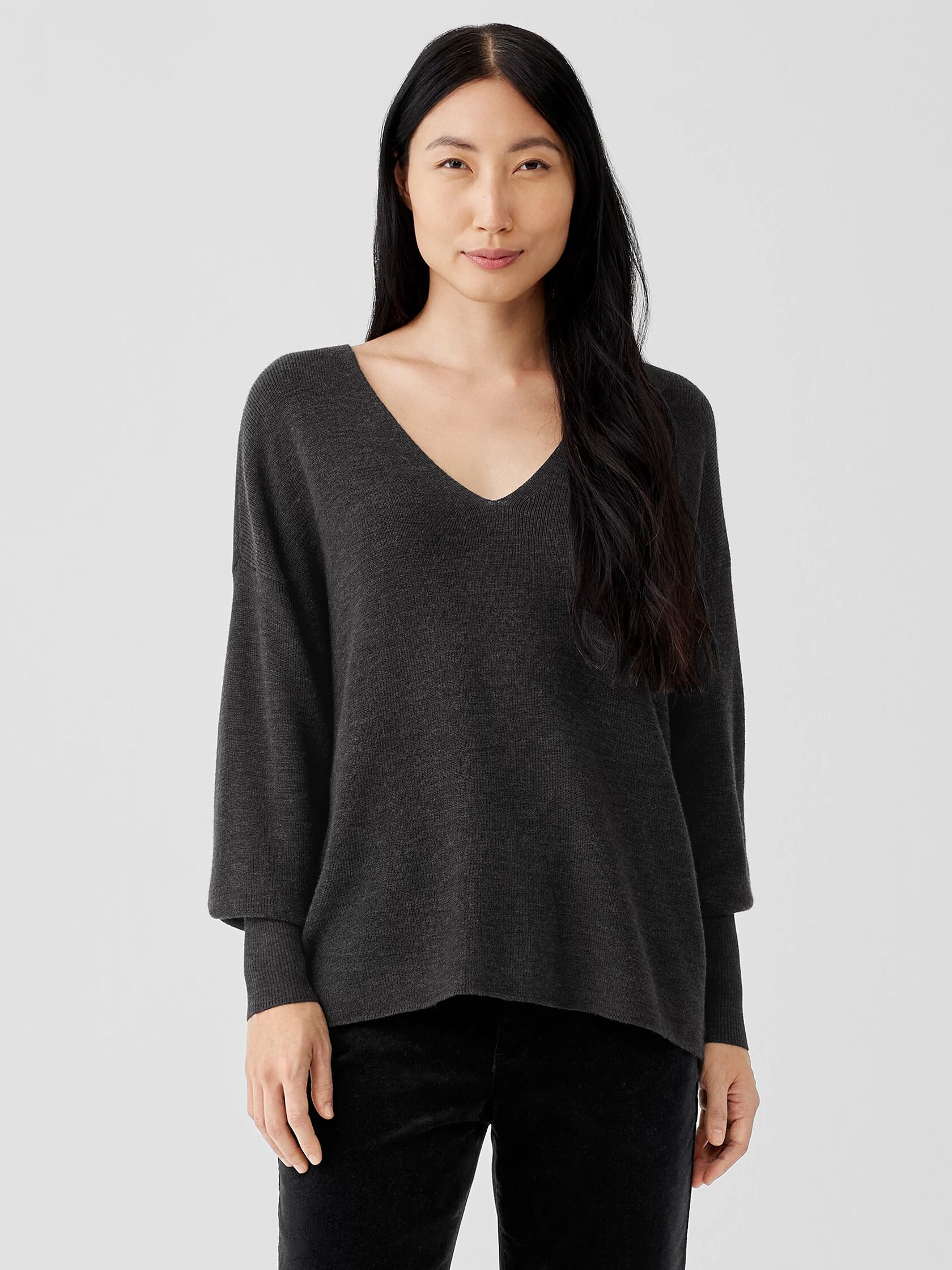 Merino V-Neck Top in Regenerative Wool