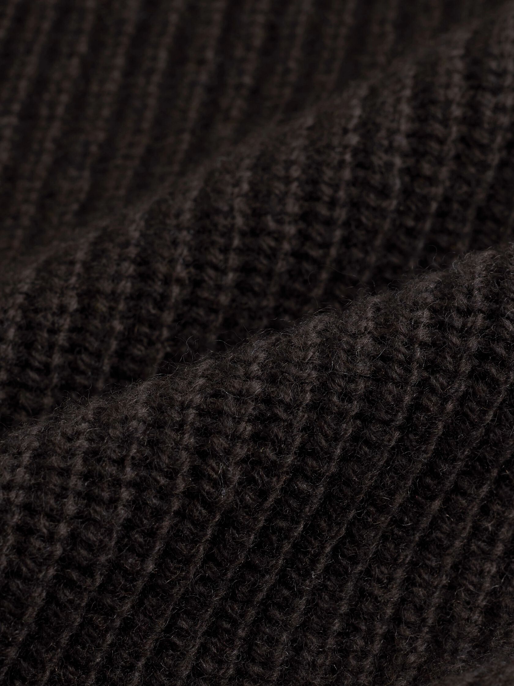 Recycled Wool Cashmere Turtleneck Top