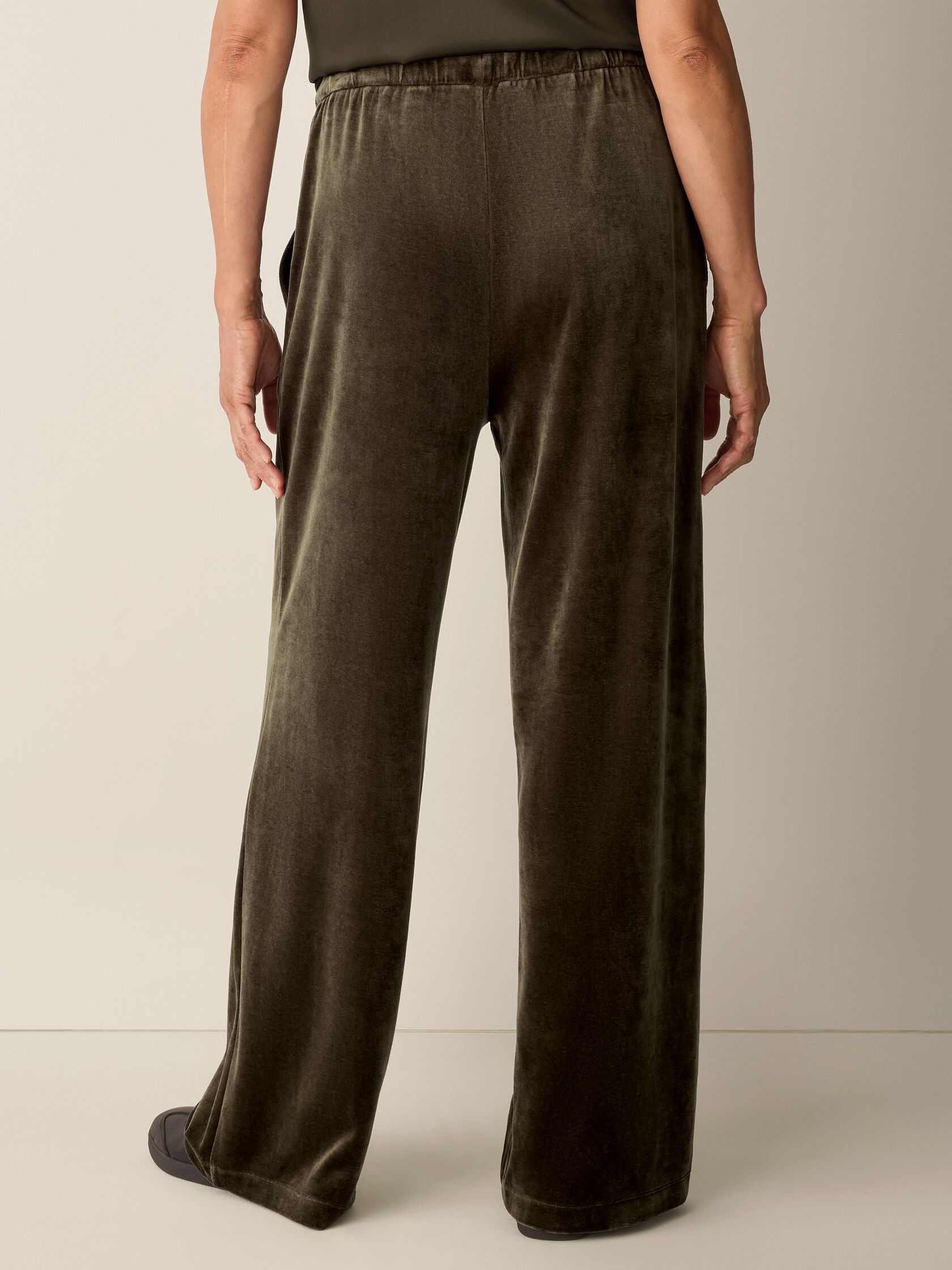 Cozy Velour Knit Wide-Leg Pant