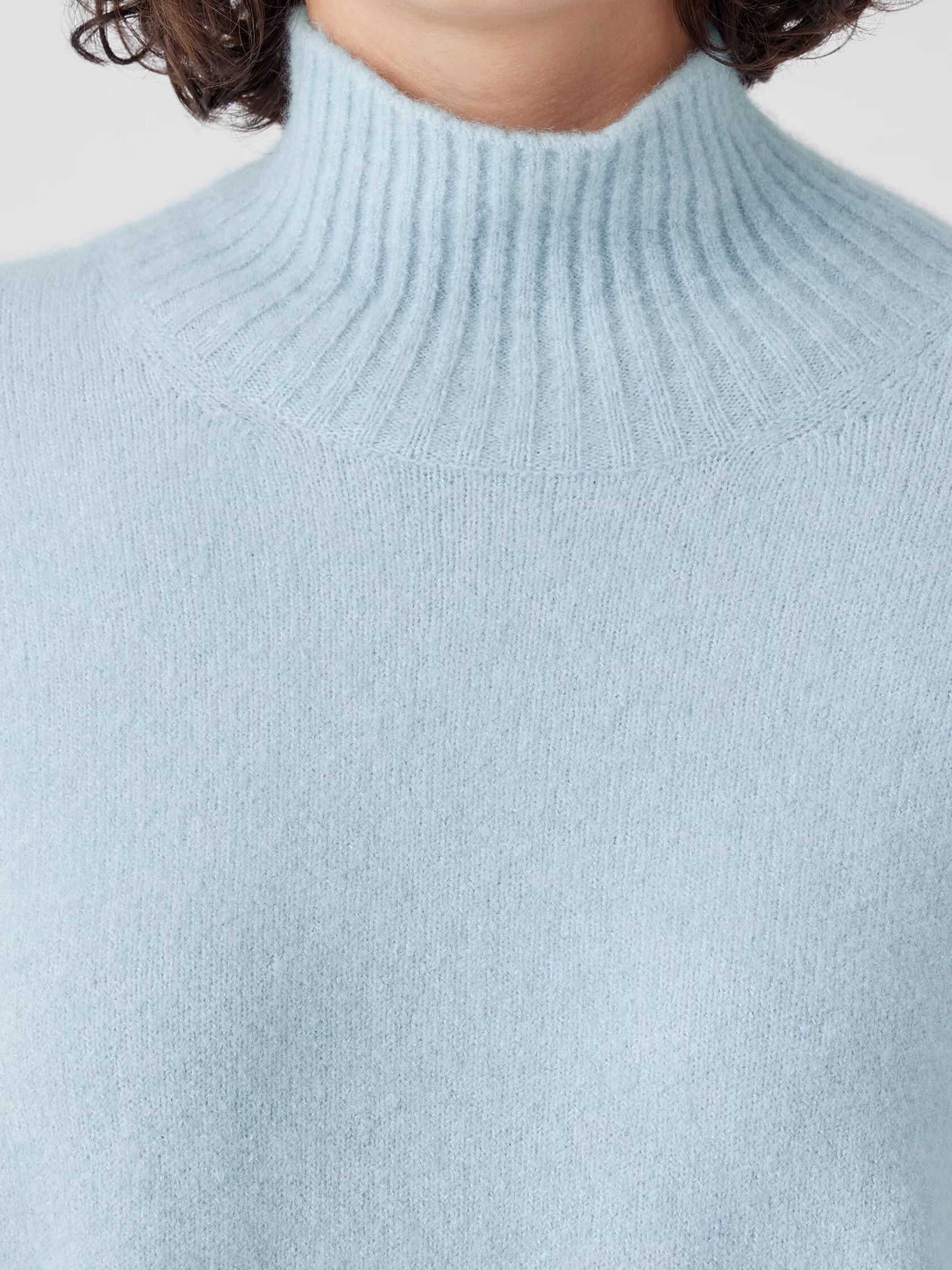 Cashmere Silk Bliss Turtleneck Box-Top