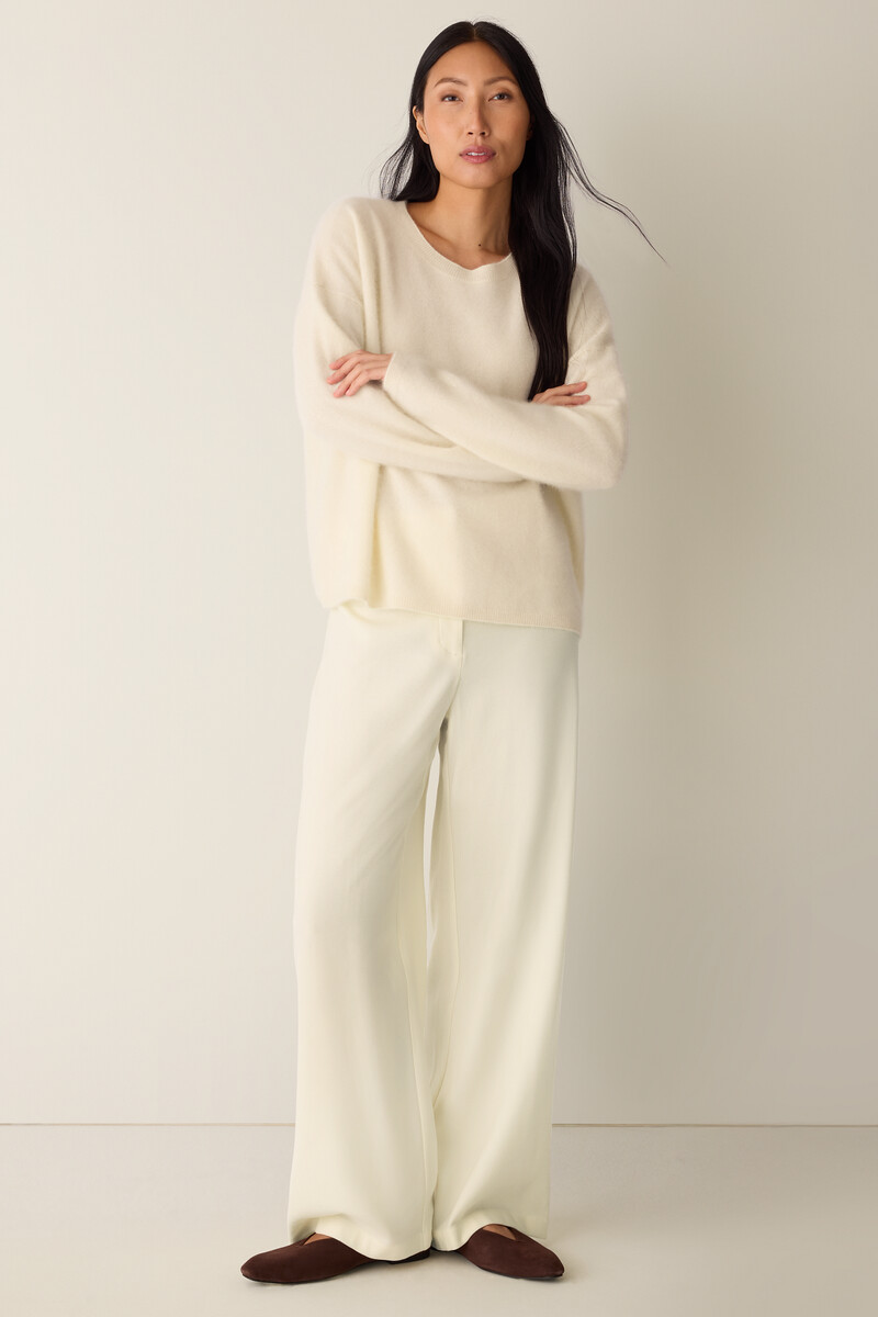 Cashmere Fluff Crew Neck Top Cashmere Fluff Crew Neck Top