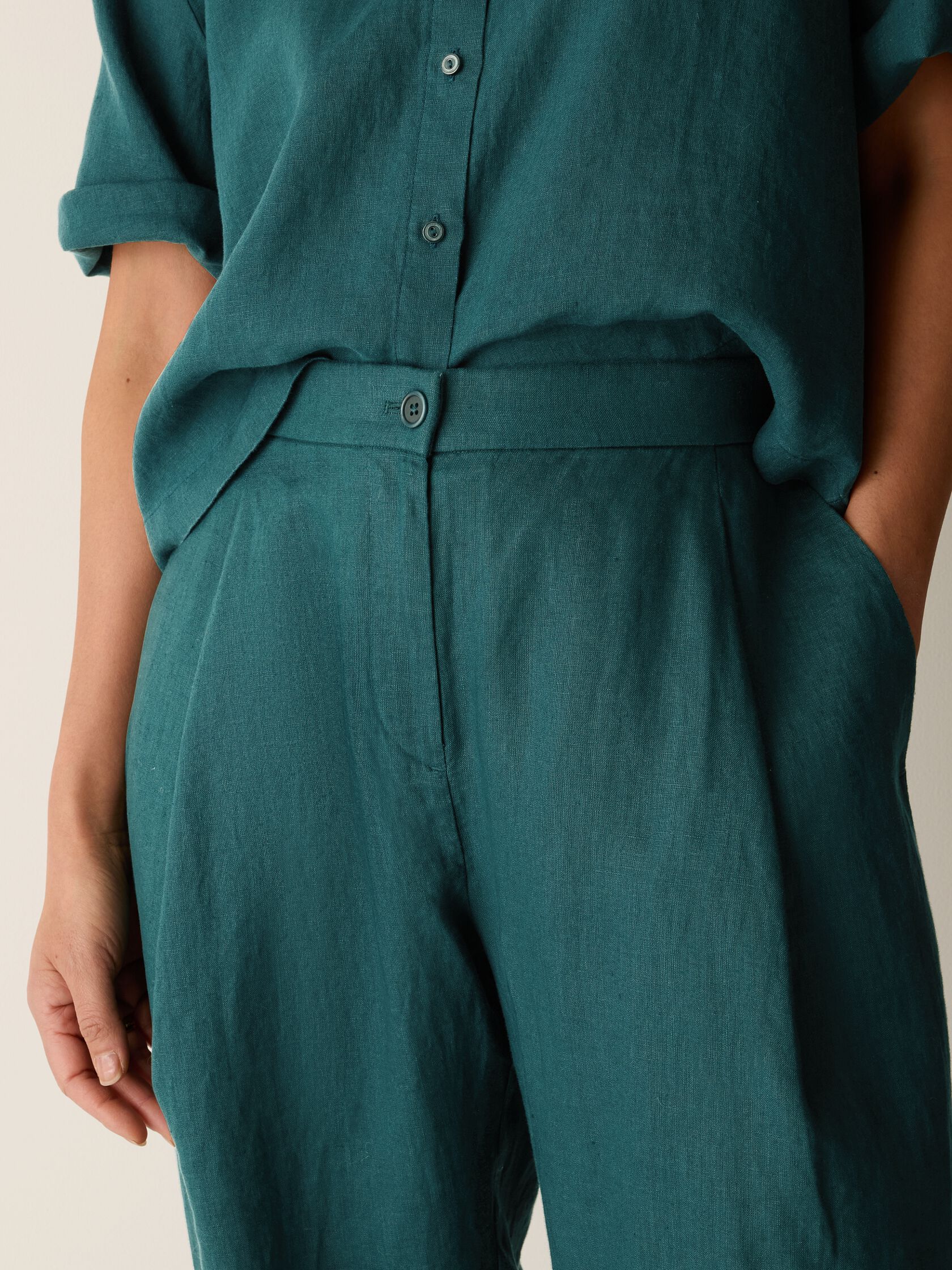 Organic Linen Curved Trouser