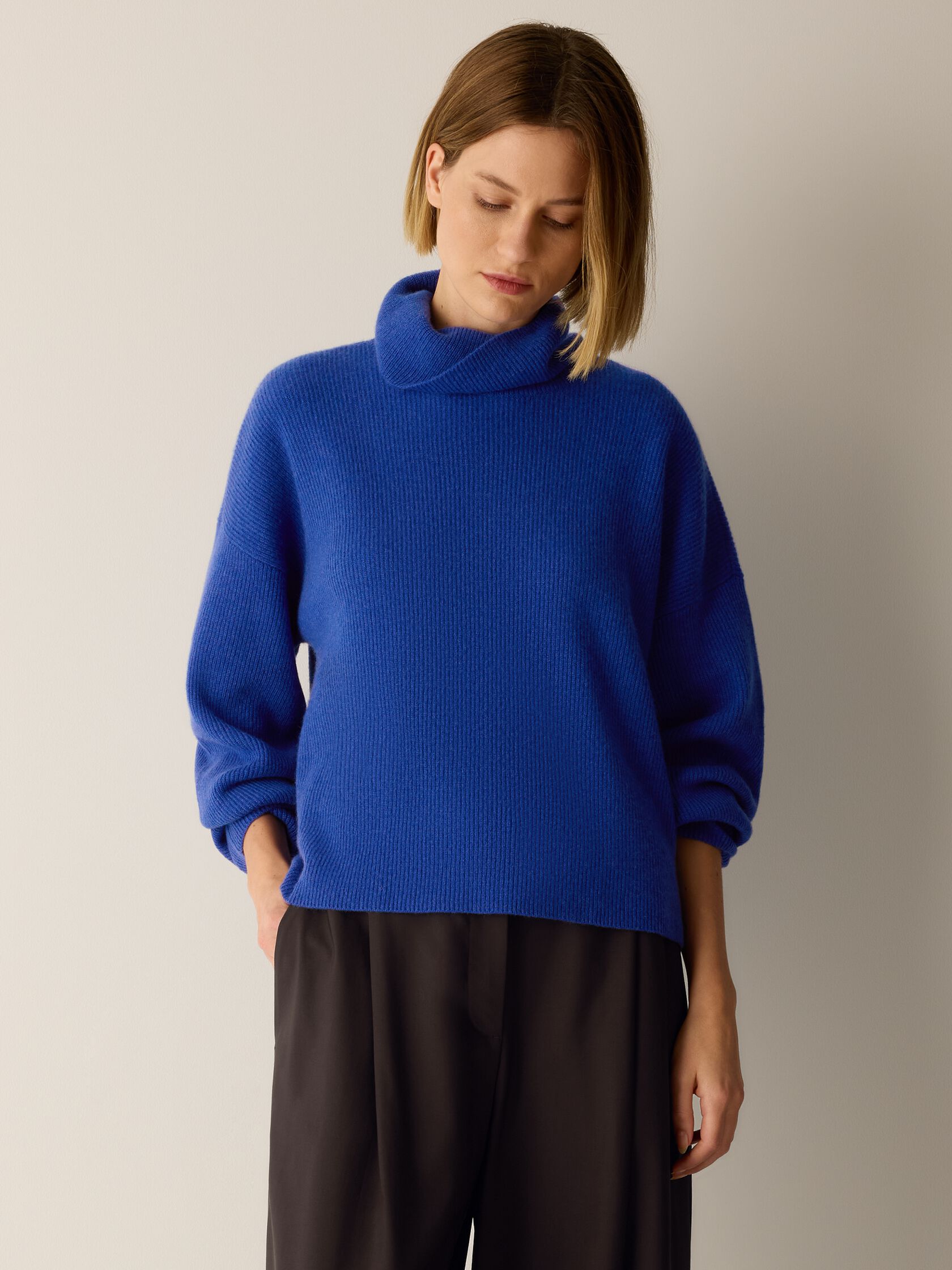 Italian Cashmere Turtleneck Top