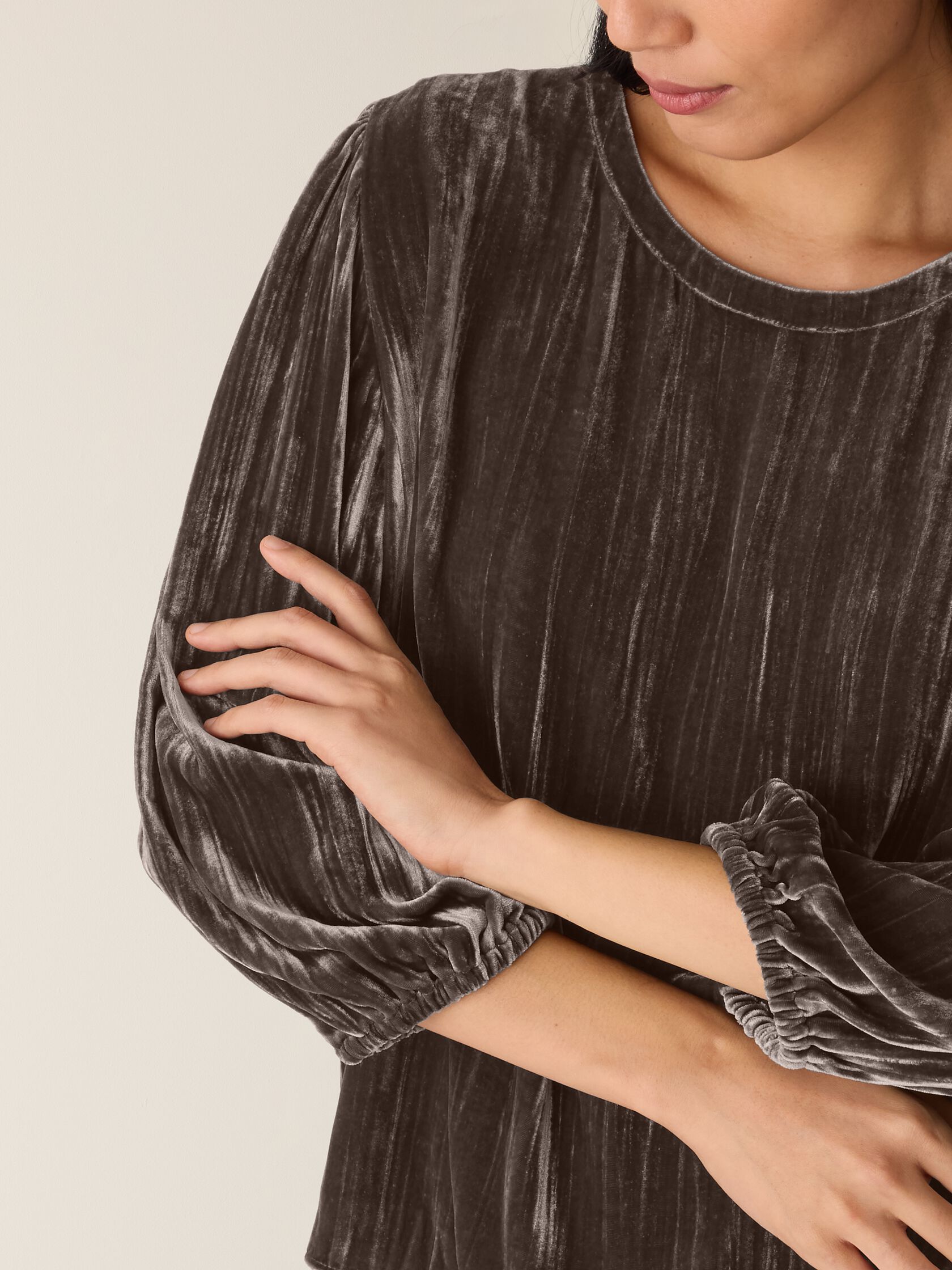Crushed Velvet Round Neck Top