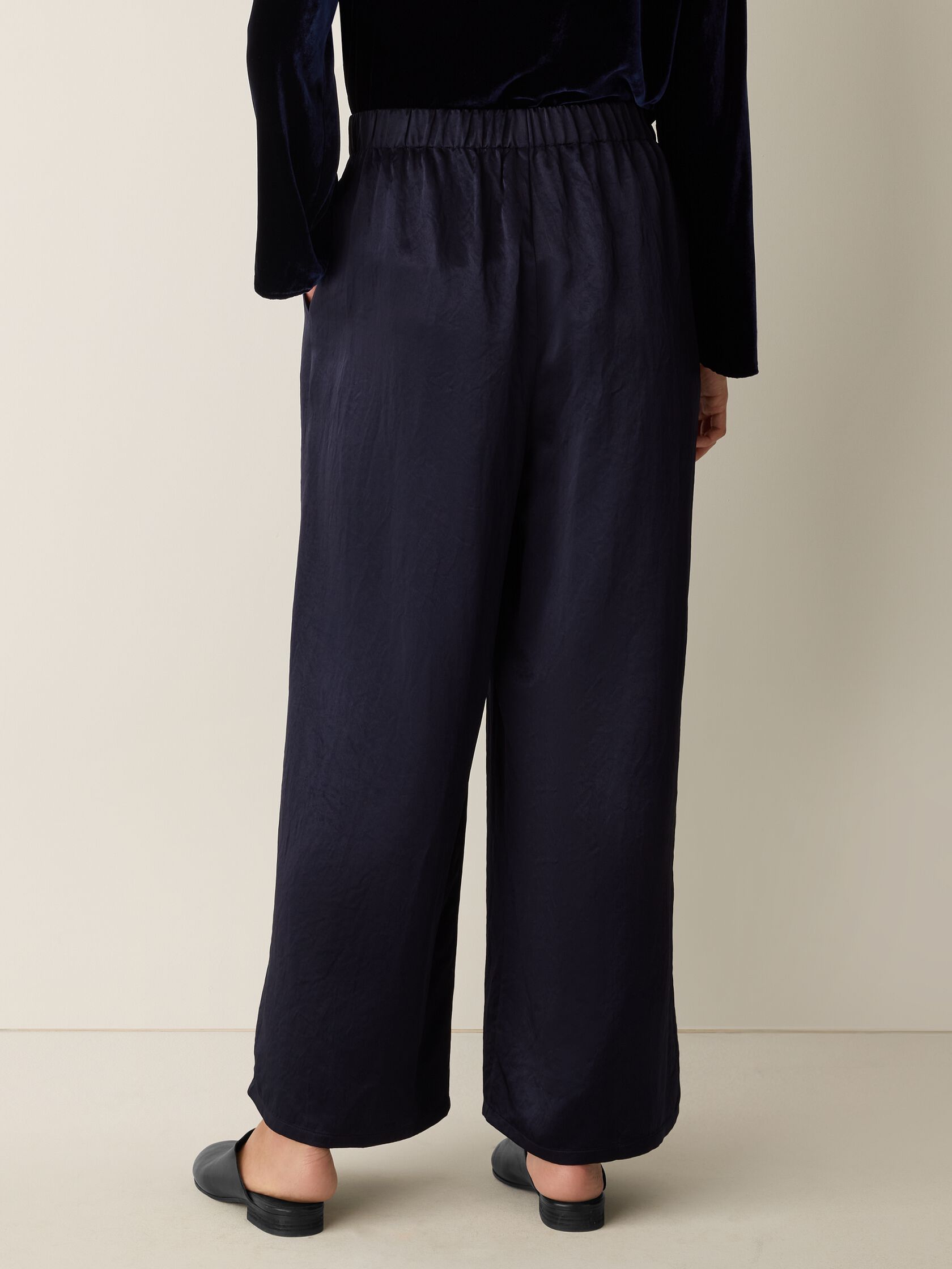 Textured Satin Wide-Leg Pant