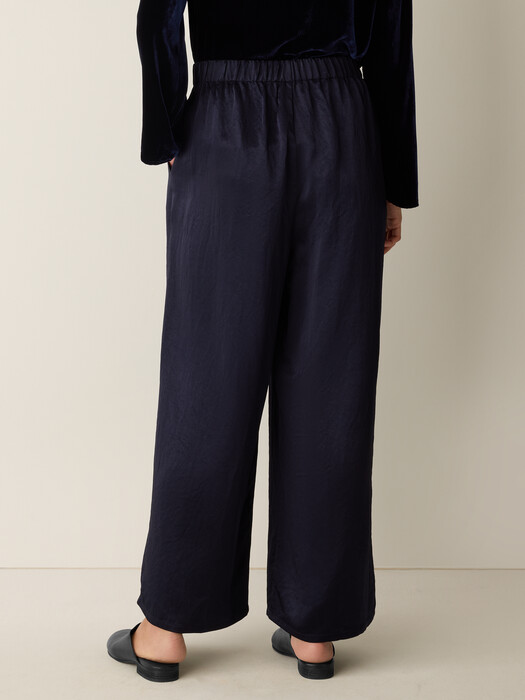 Textured Satin Wide-Leg Pant