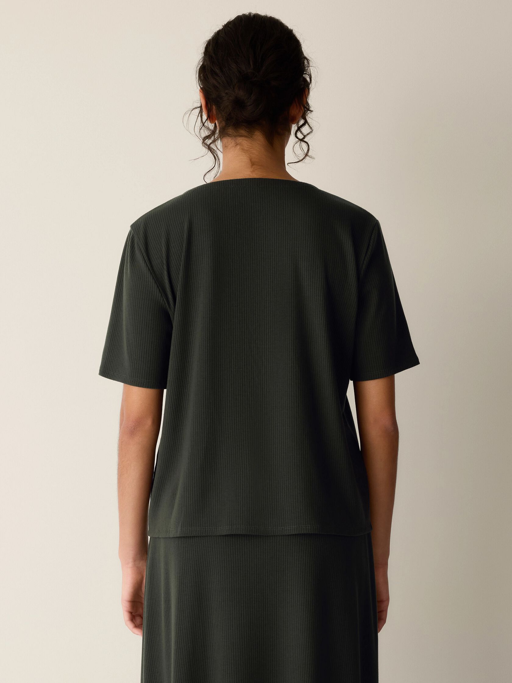 Ribbed Knit V-Neck Top