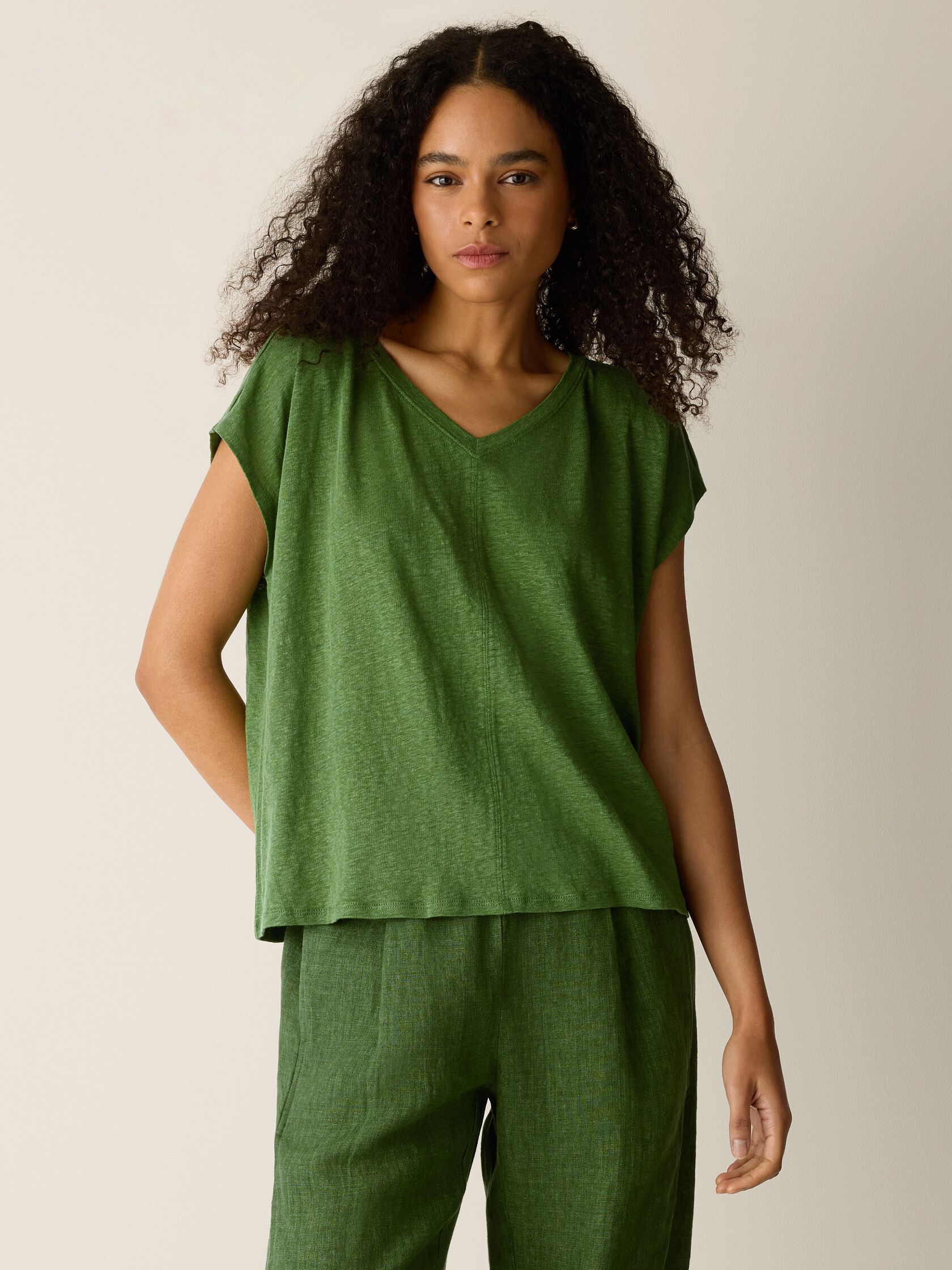 Organic Linen Jersey V-Neck Tee