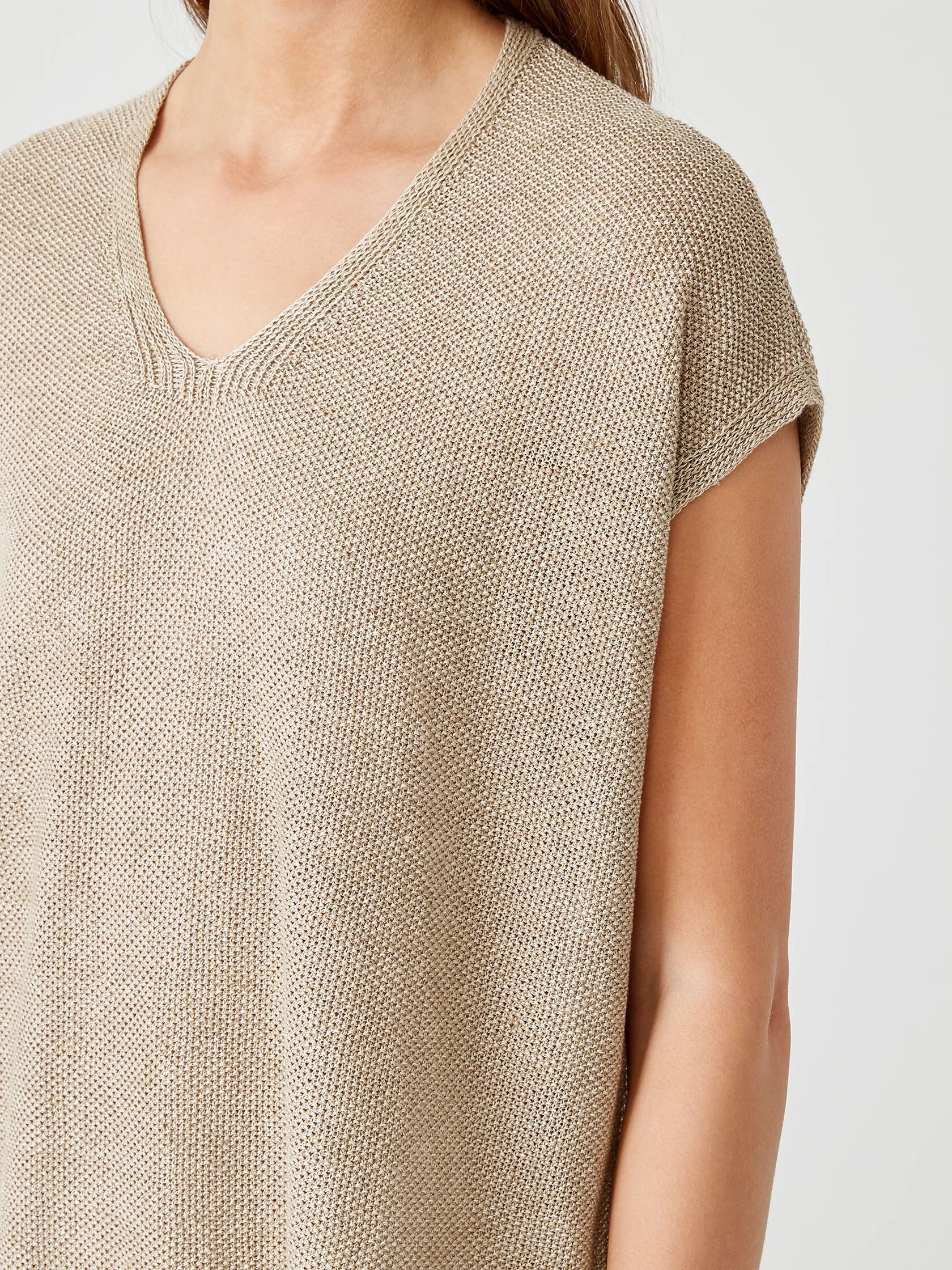 Organic Linen Delave V-Neck Top