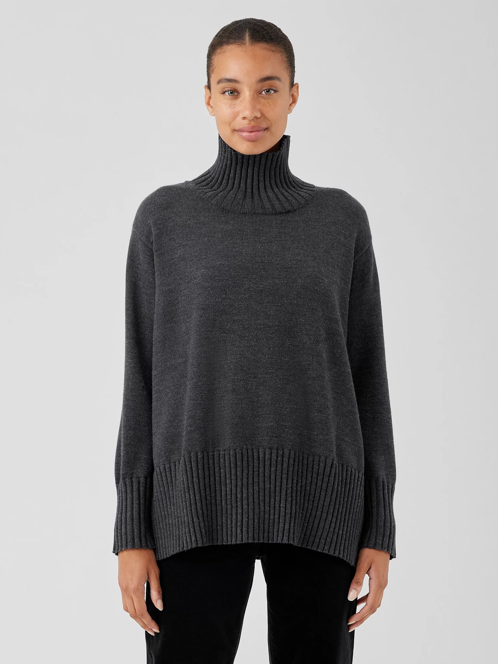 Merino Jersey Turtleneck in Regenerative Wool