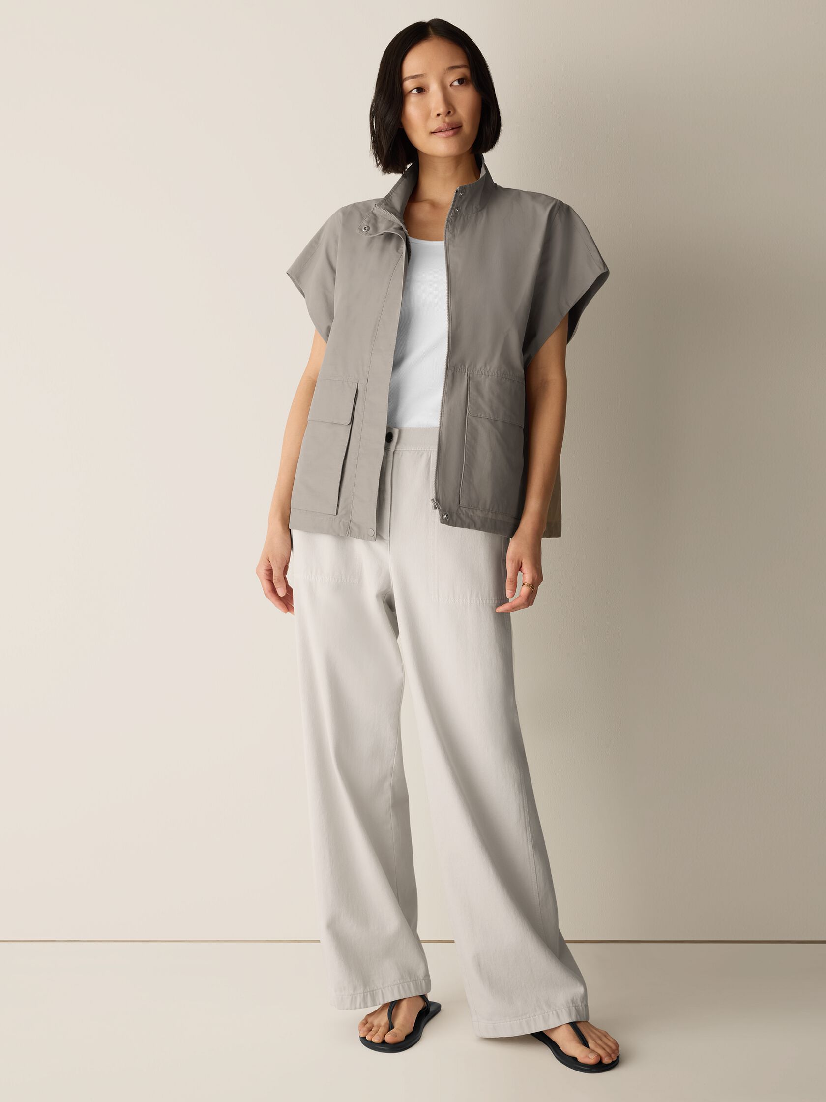 Light Cotton Nylon High Collar Vest