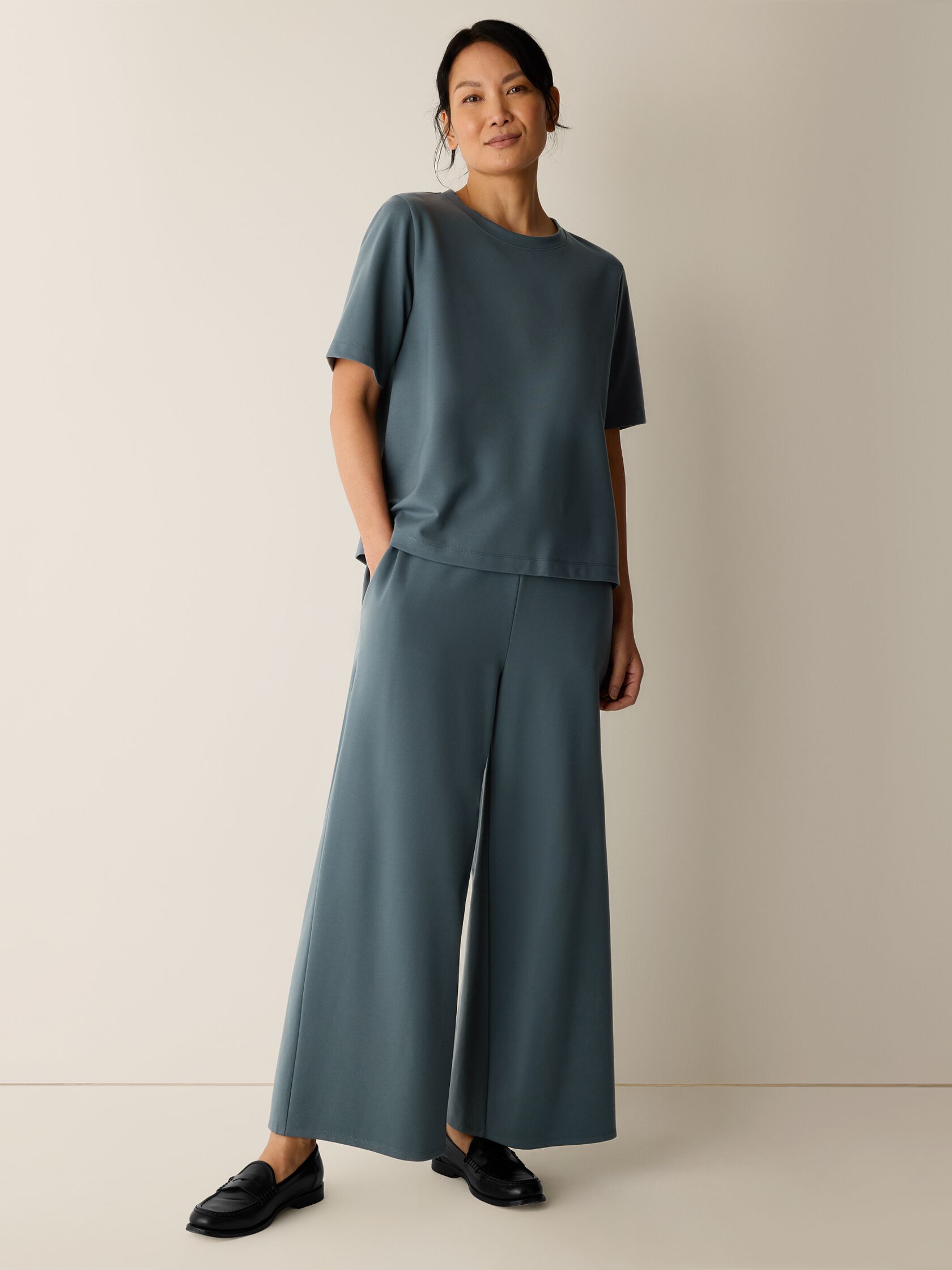 Lightweight Ponte Wide-Leg Pant