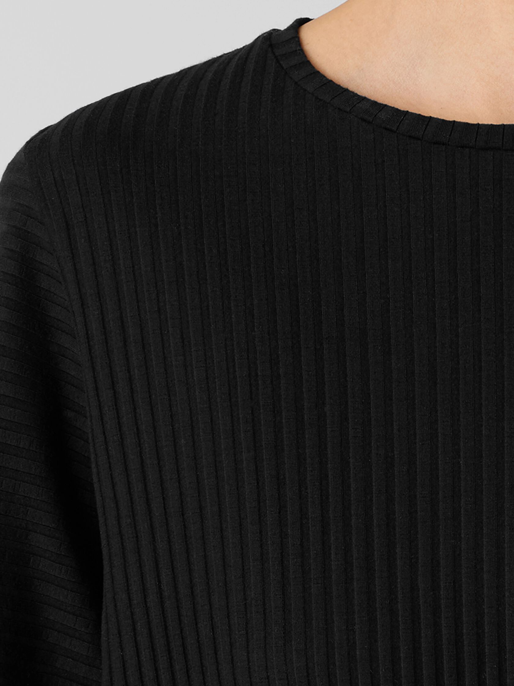 Textured Stretch Rib Round Neck Long-Sleeve Top