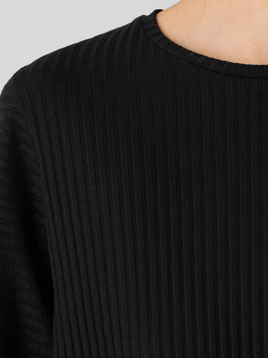 Textured Stretch Rib Round Neck Long-Sleeve Top