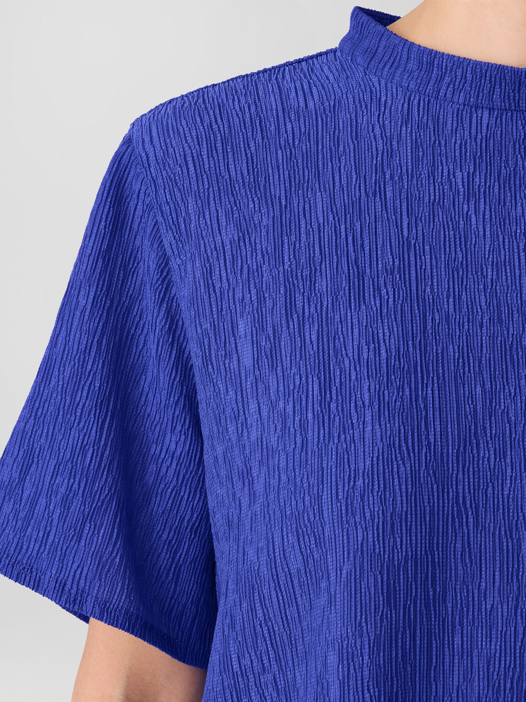 Woven Pliss&eacute; Mock Neck Top