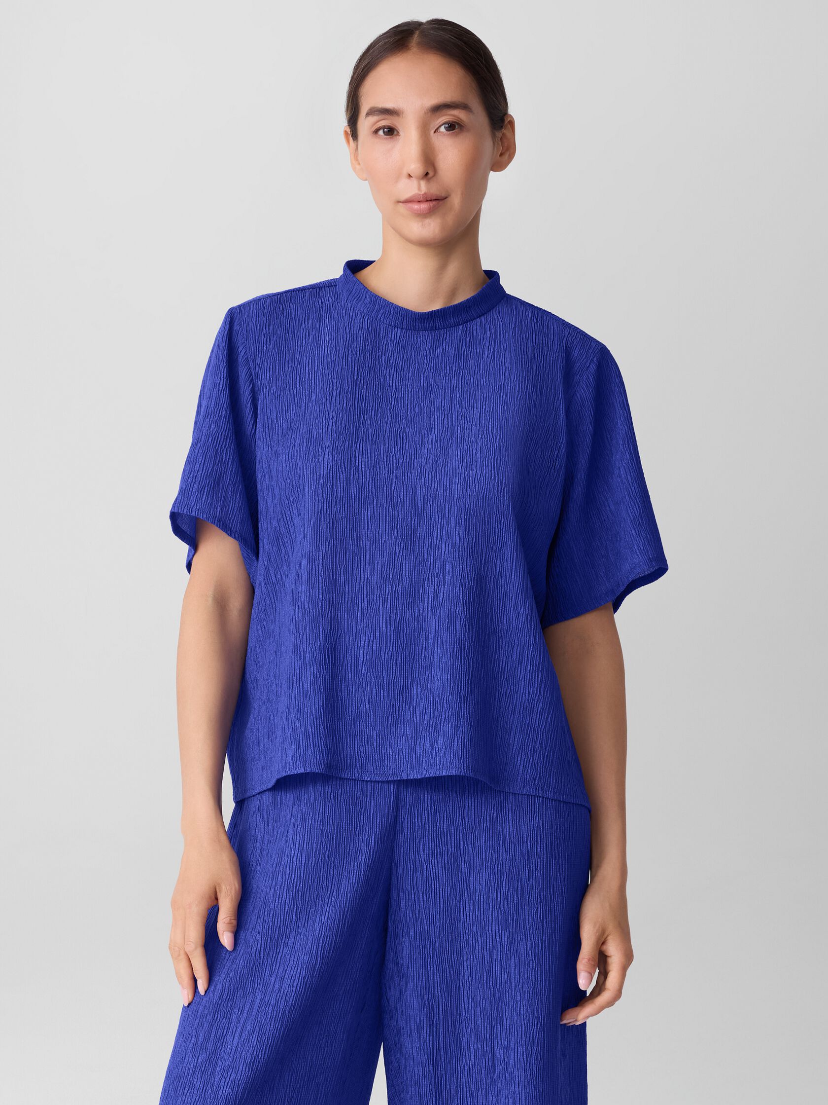 Woven Pliss&eacute; Mock Neck Top
