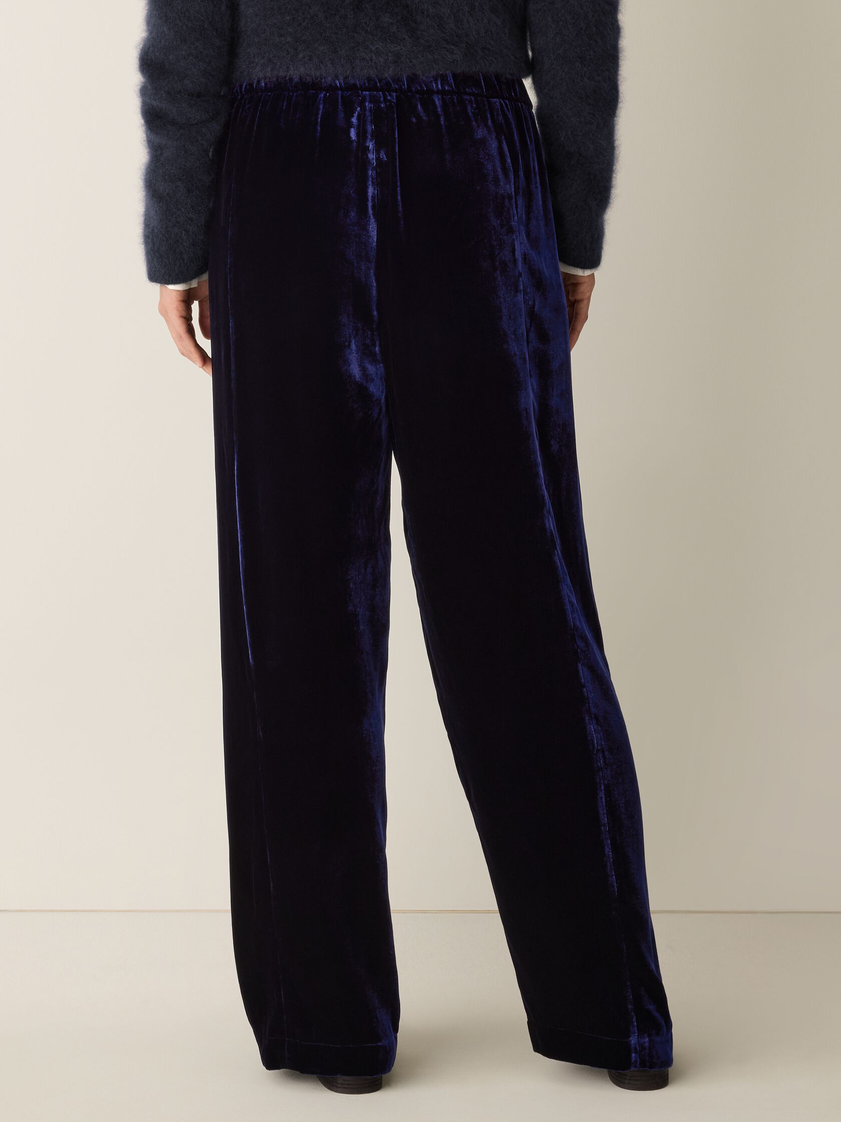 Velvet Pleated Straight Pant
