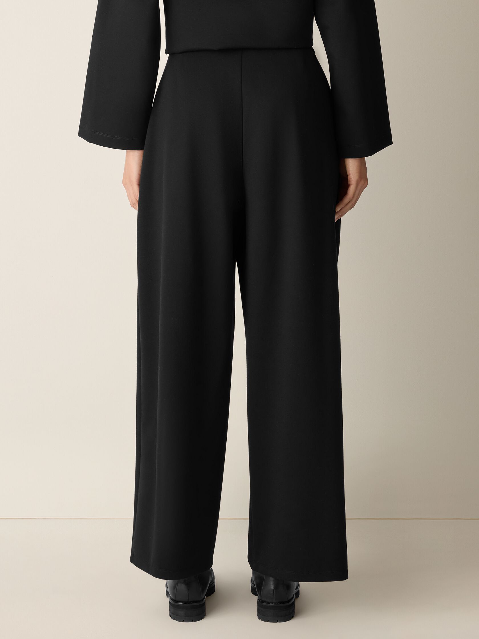 Lightweight Ponte Pleated Wide-Leg Pant